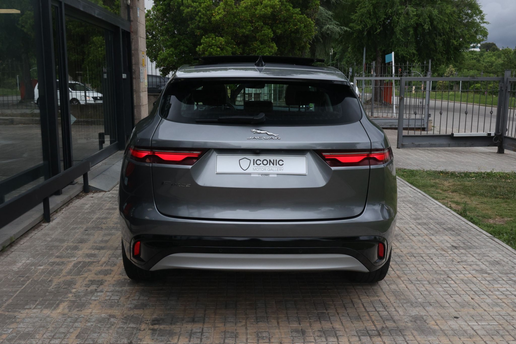 JAGUAR F-PACE D200 MHEV