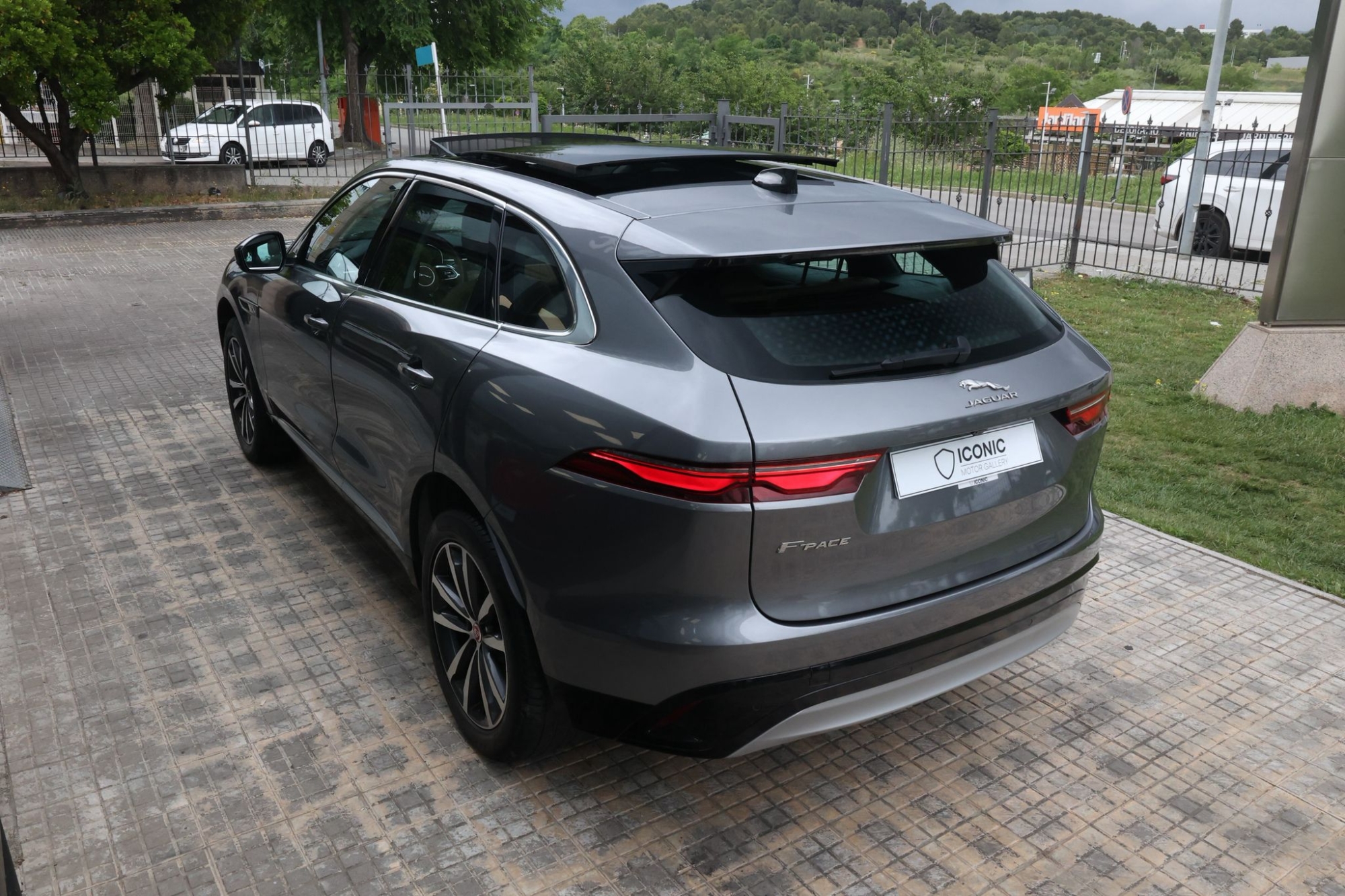 JAGUAR F-PACE D200 MHEV
