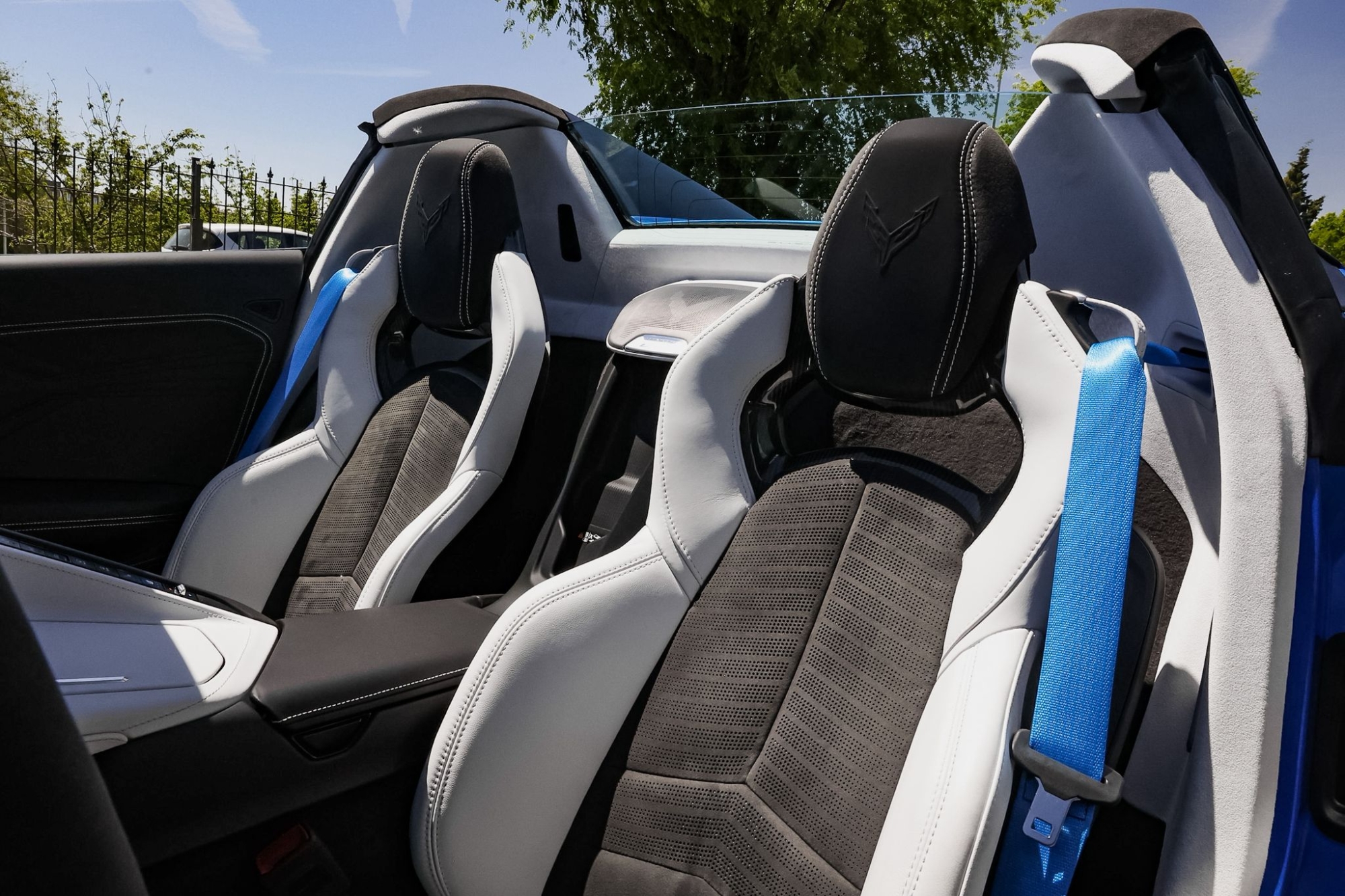 CHEVROLET CORVETTE E-RAY 3LZ