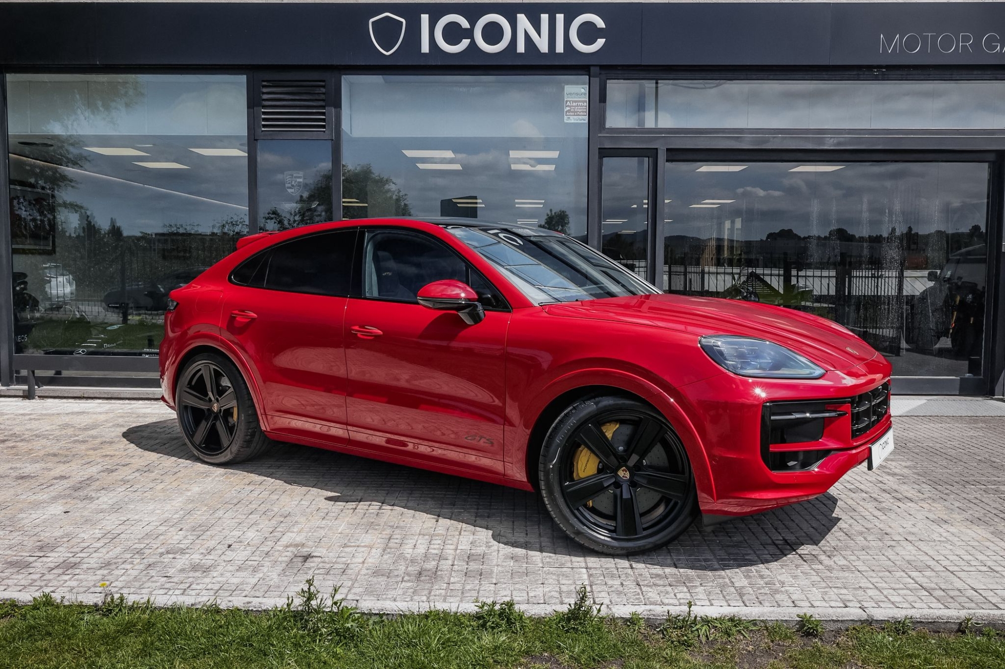 PORSCHE CAYENNE GTS COUPE