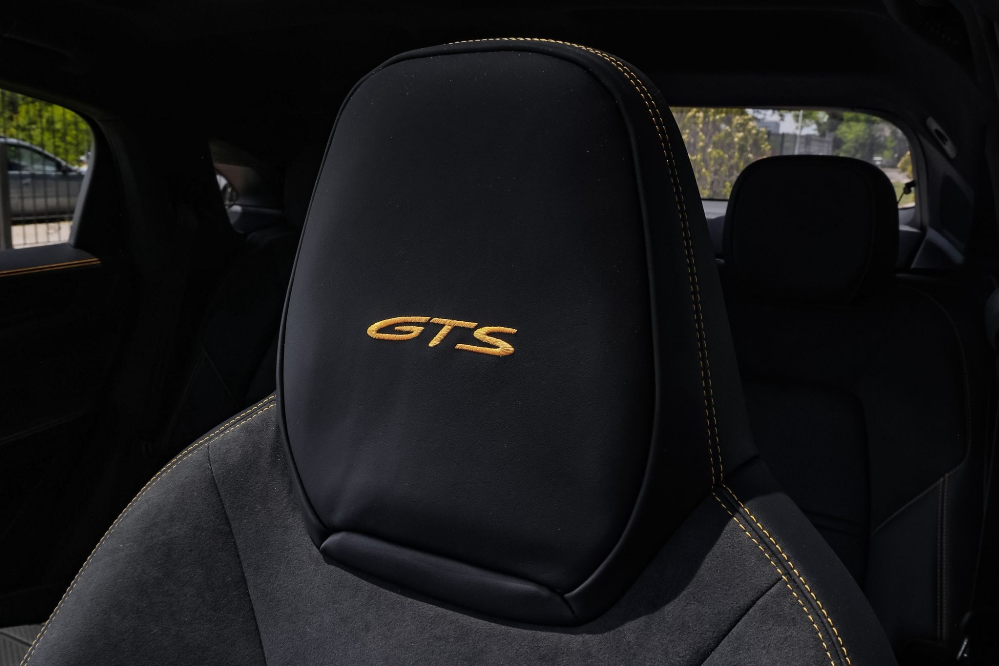 PORSCHE CAYENNE GTS COUPE