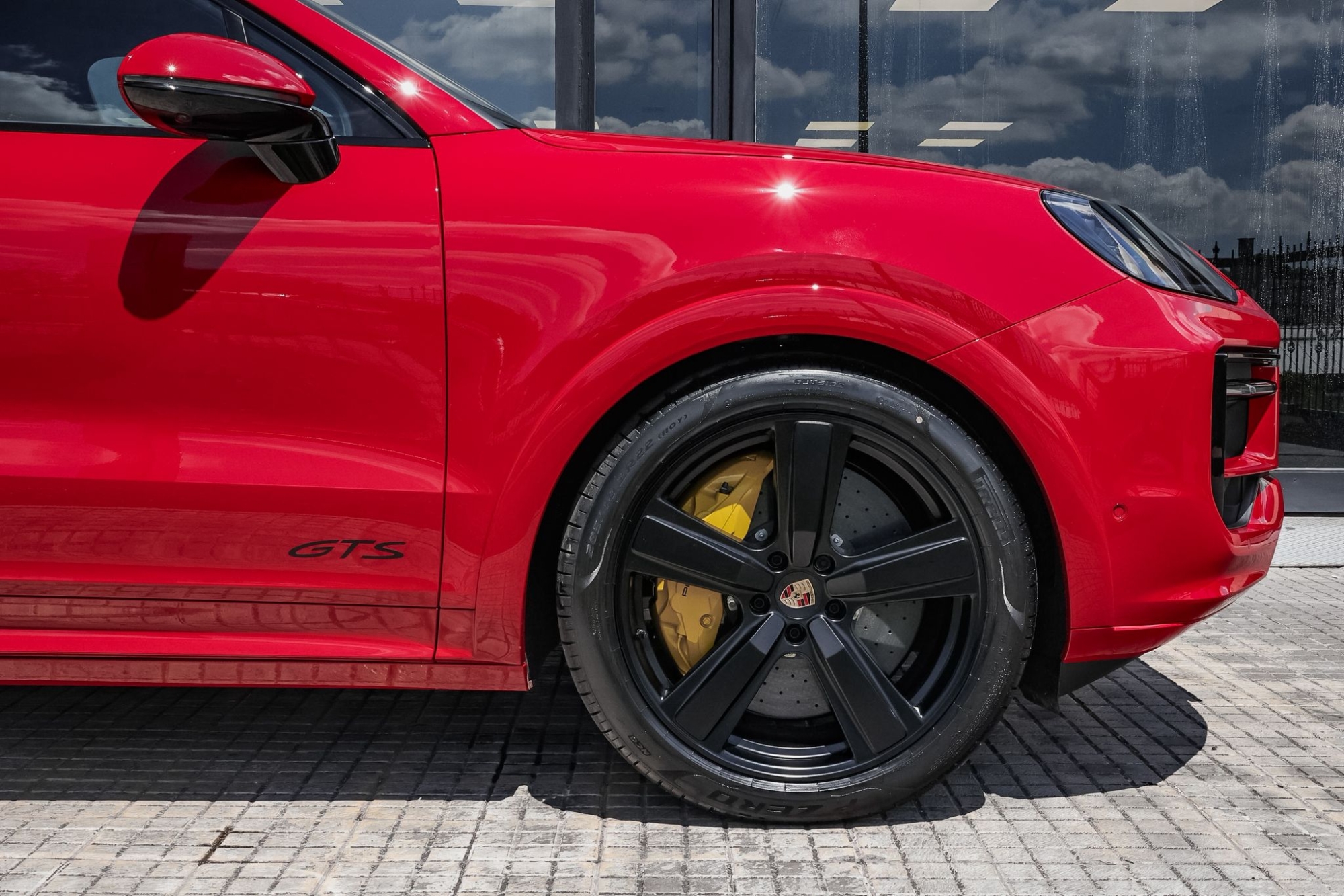 PORSCHE CAYENNE GTS COUPE