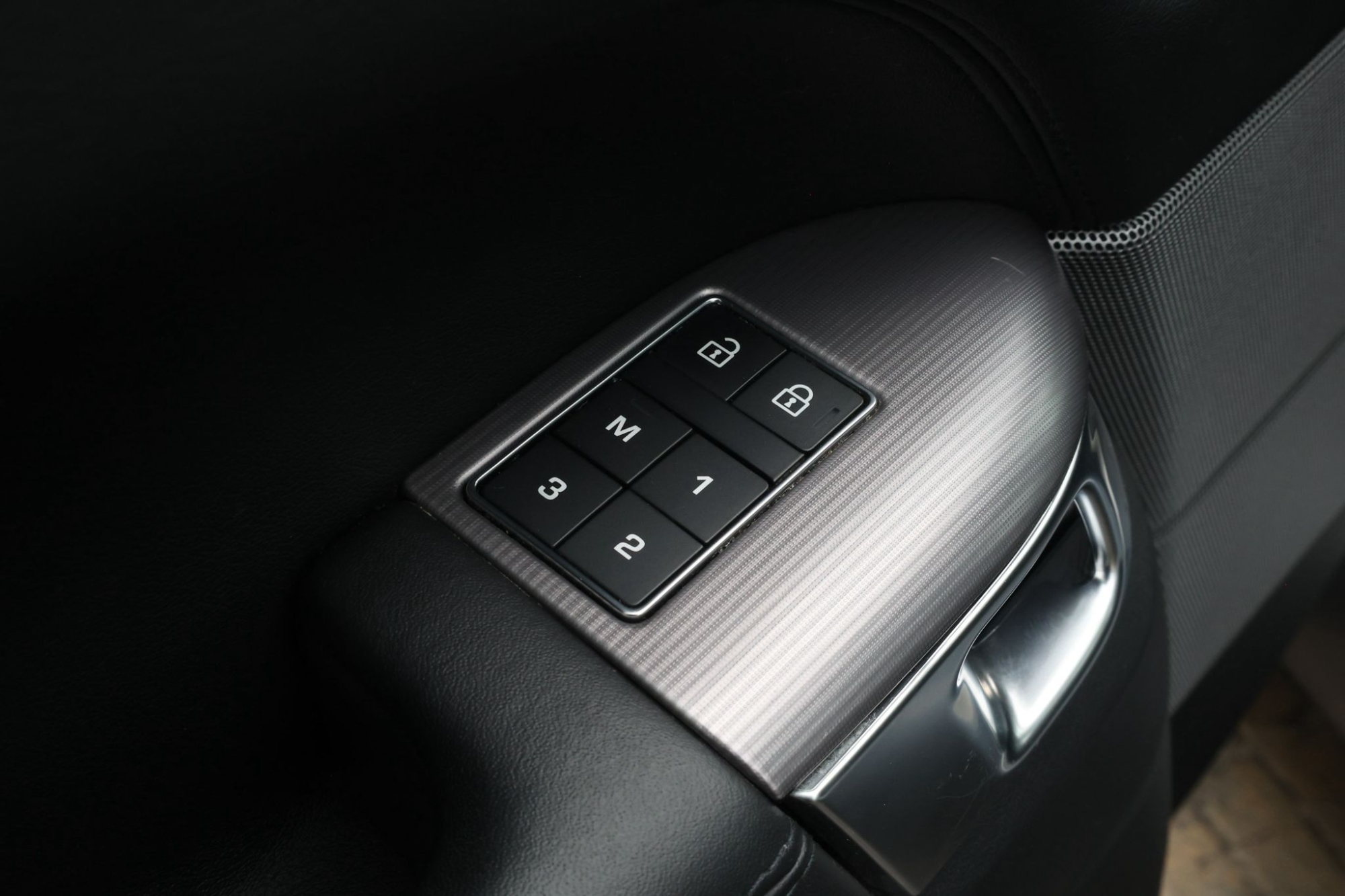 RANGE ROVER SPORT MHEV