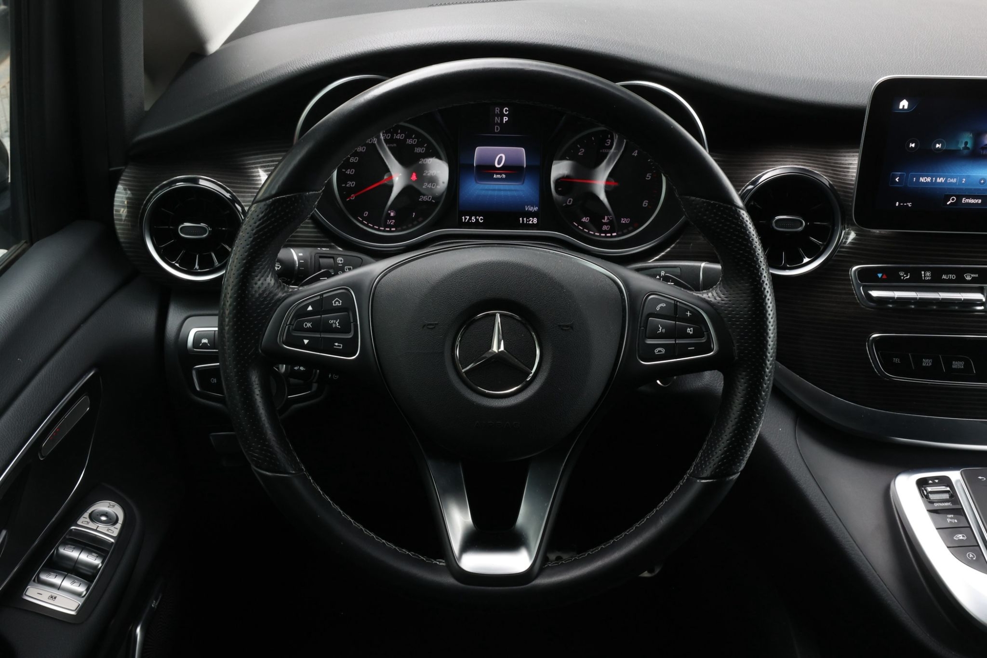 MERCEDES-BENZ CLASE V300D AVANGARDE EXTRA LARGA