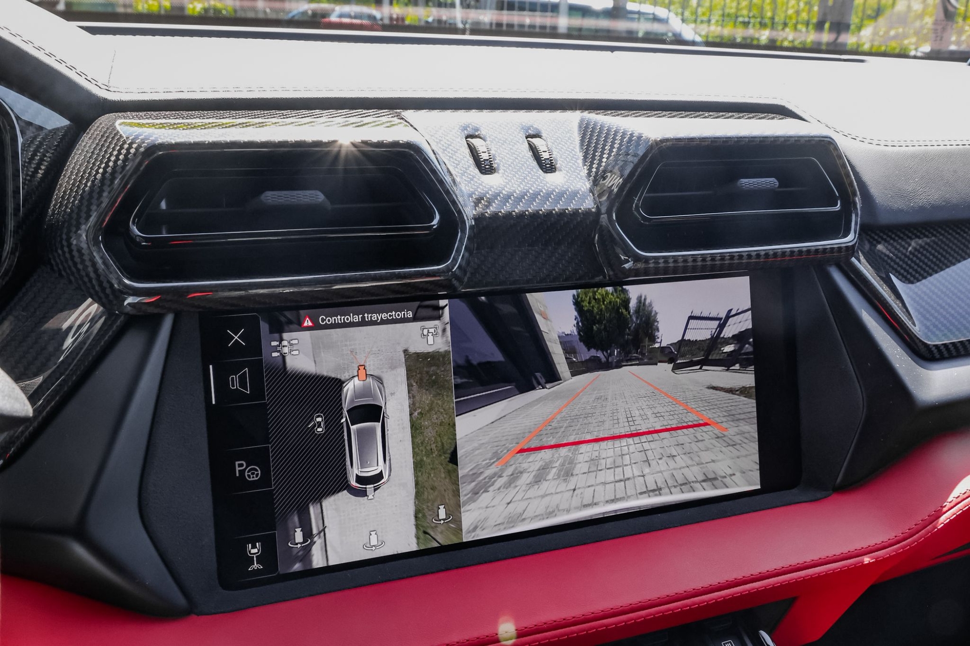 LAMBORGHINI URUS SE NUEVO
