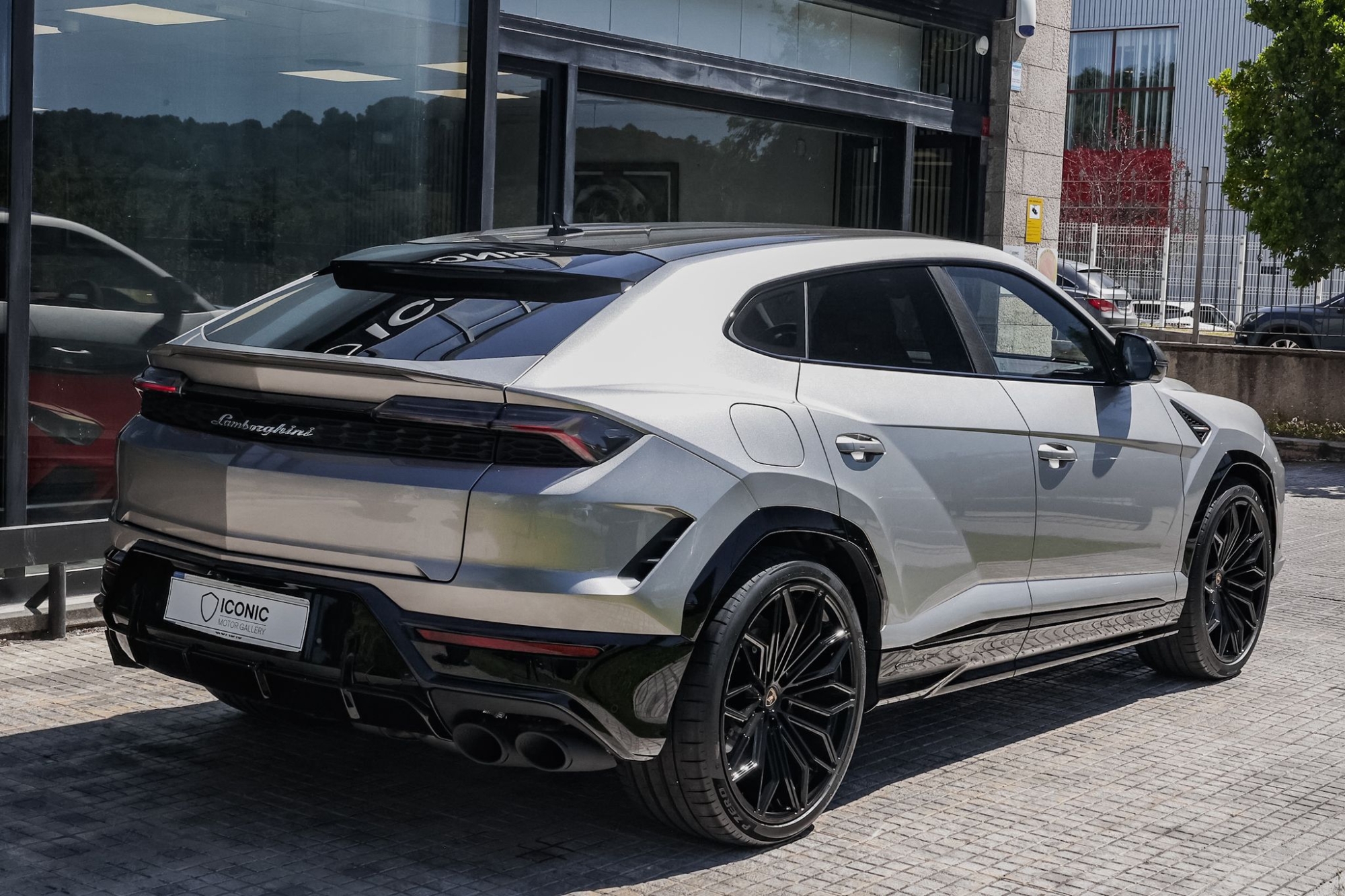 LAMBORGHINI URUS SE NUEVO