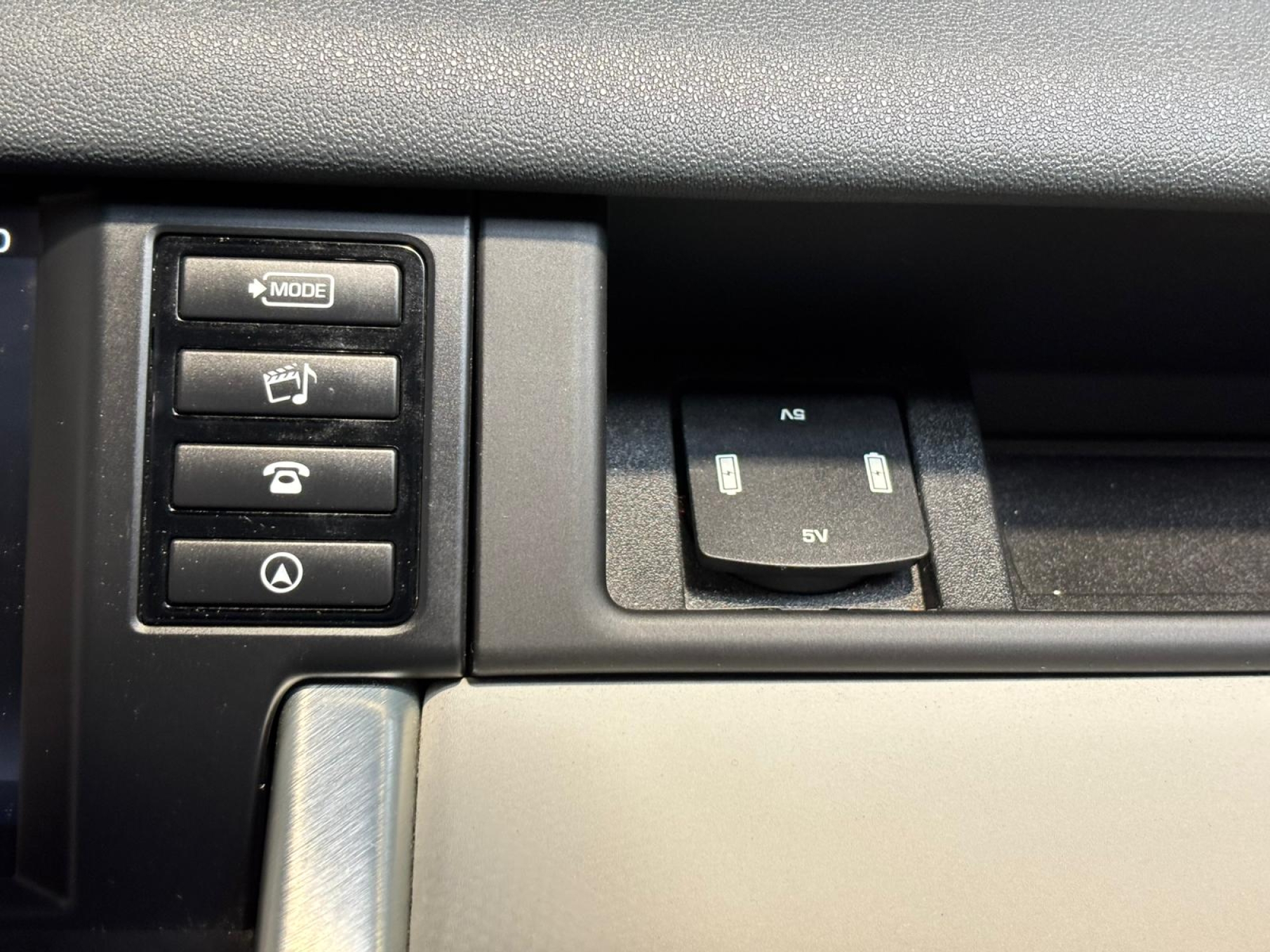 LAND ROVER DISCOVERY SPORT SD4