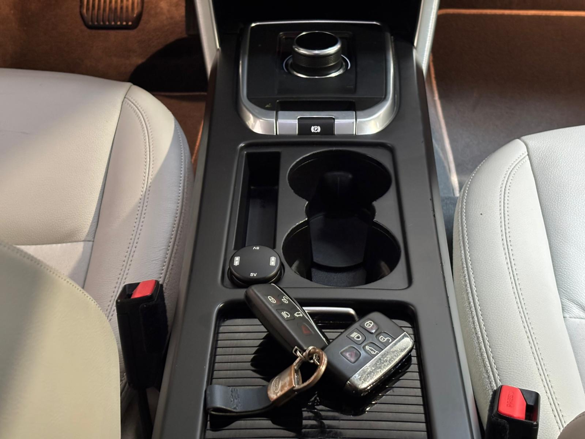 LAND ROVER DISCOVERY SPORT SD4