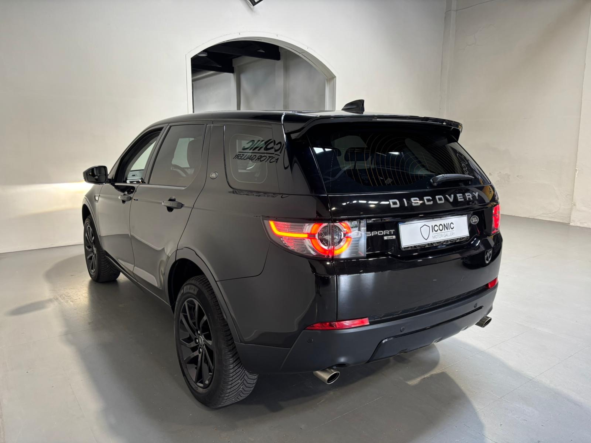 LAND ROVER DISCOVERY SPORT SD4