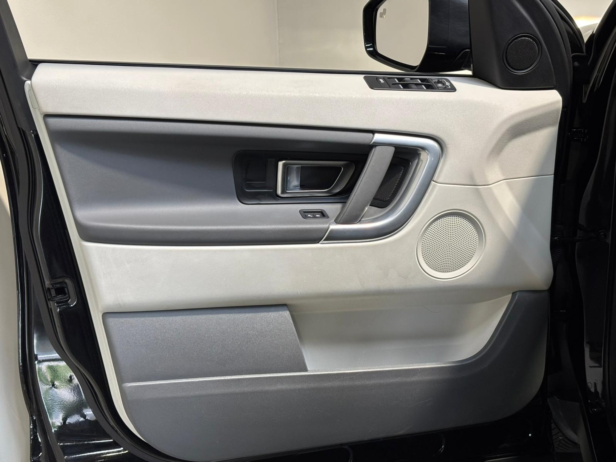 LAND ROVER DISCOVERY SPORT SD4