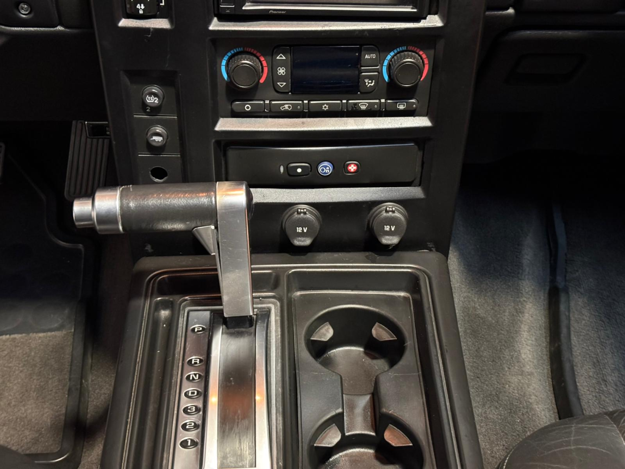 HUMMER 6.0 V8
