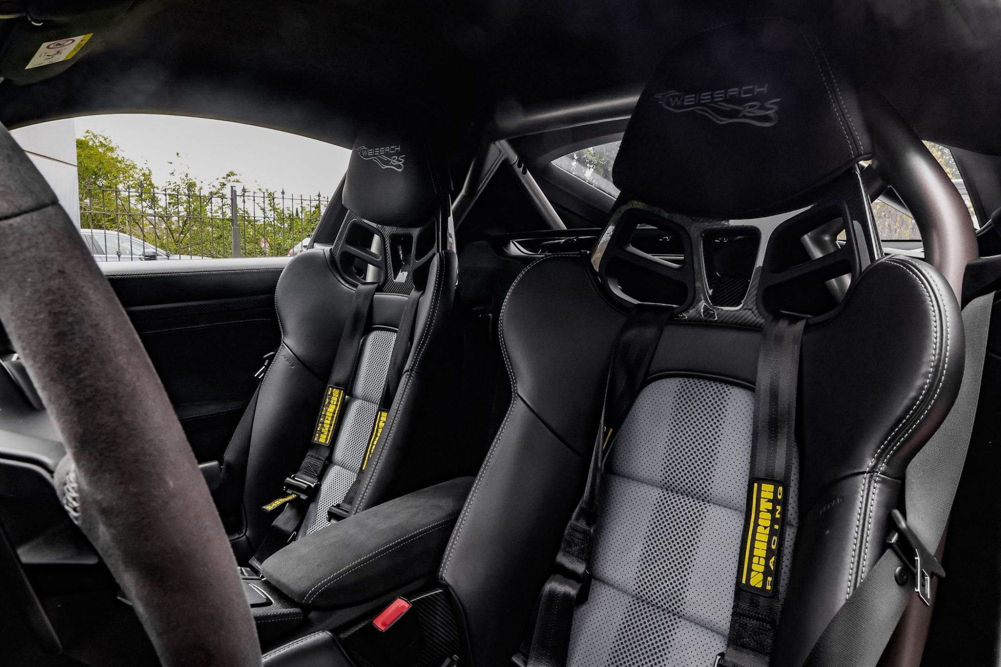 PORSCHE 718 GT4 RS WEISSACH