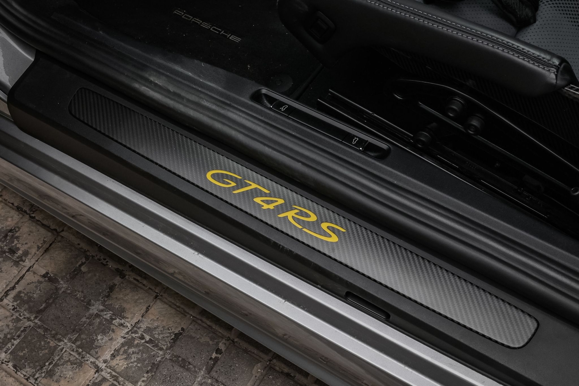 PORSCHE 718 GT4 RS WEISSACH