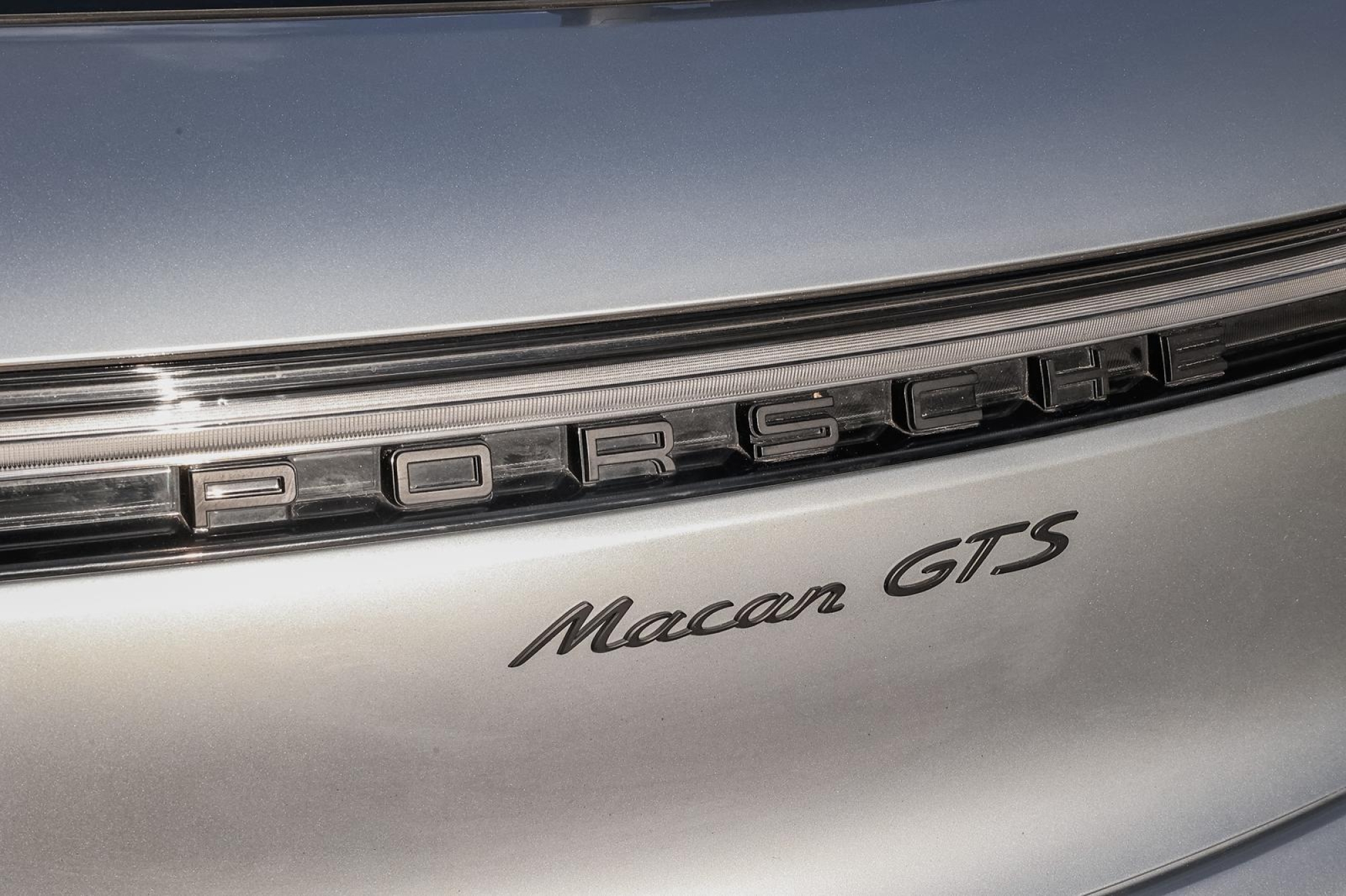 PORSCHE MACAN GTS