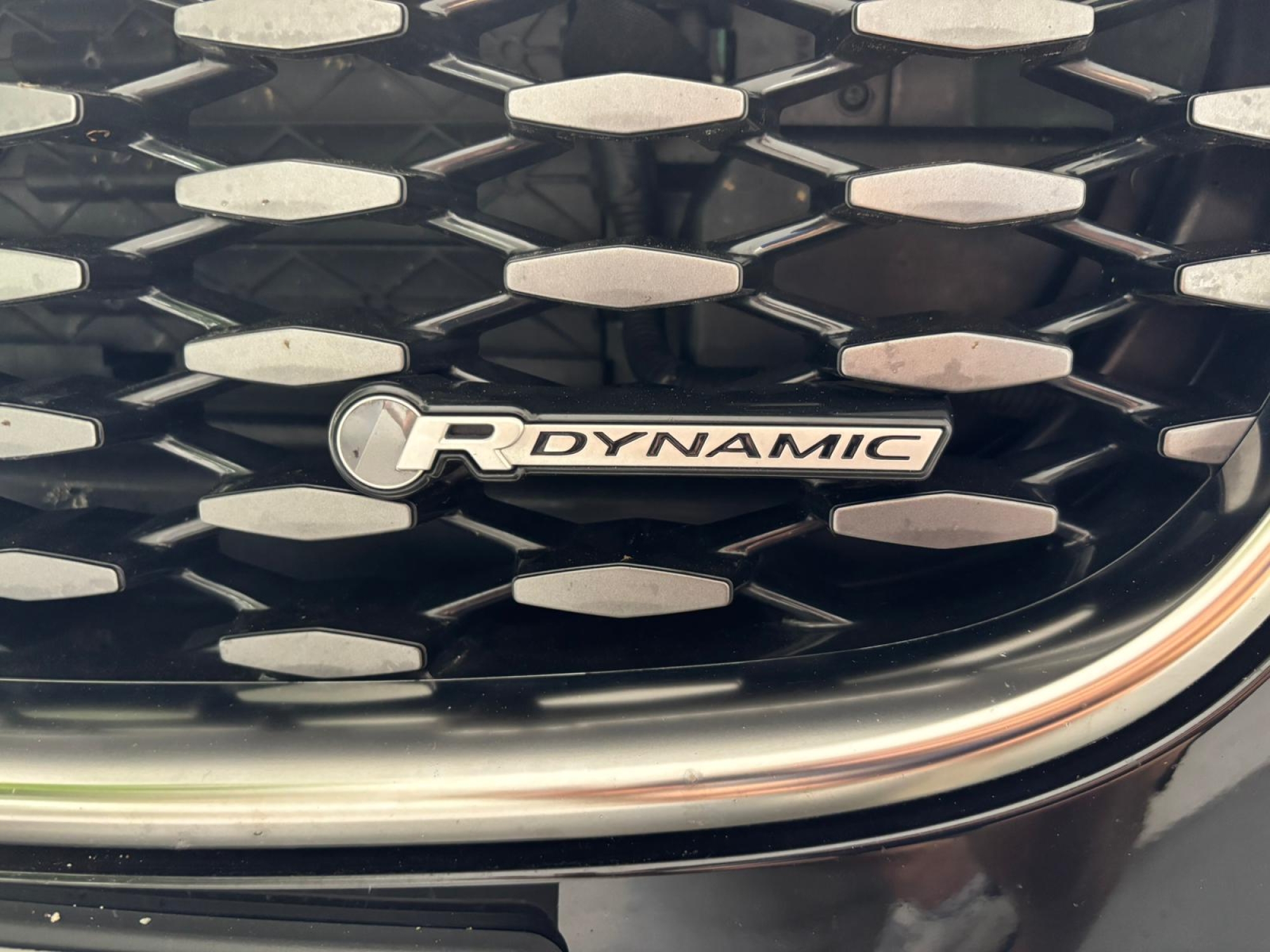 JAGUAR F-PACE 2.0D I4 204PS AWD AUTO MHEV RDynamic S