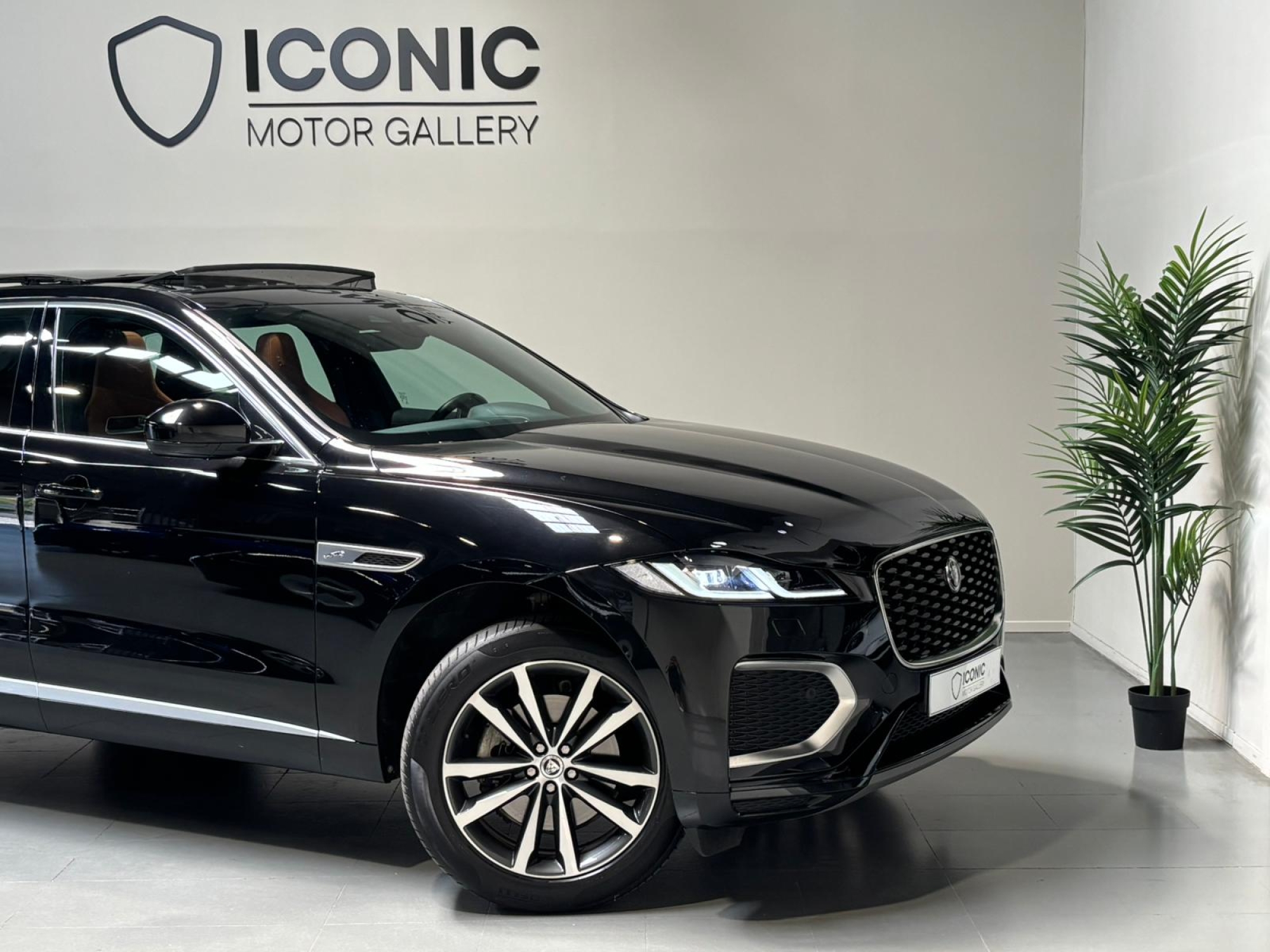 JAGUAR F-PACE 2.0D I4 204PS AWD AUTO MHEV RDynamic S