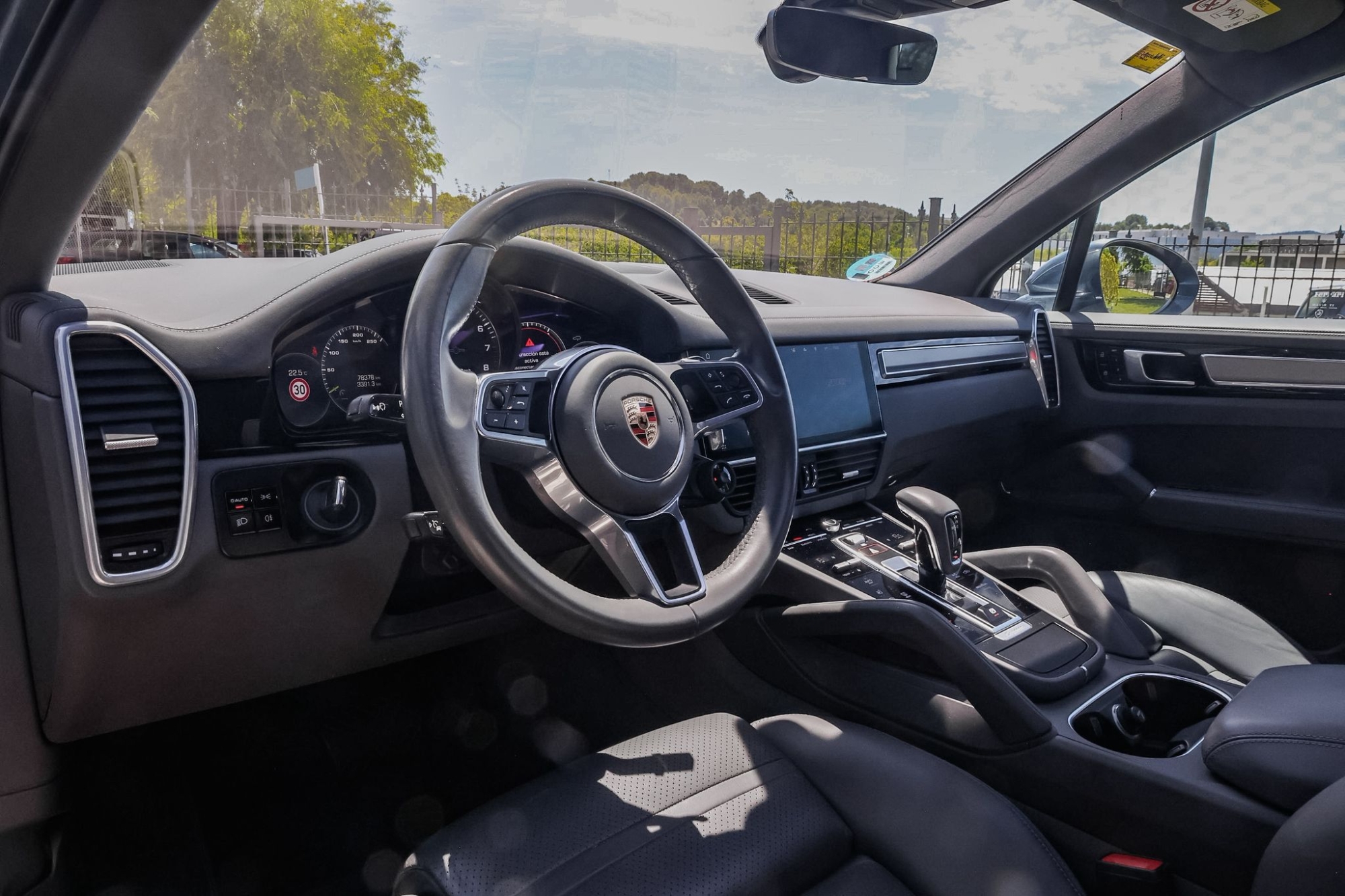PORSCHE CAYENNE E-HIBRYD