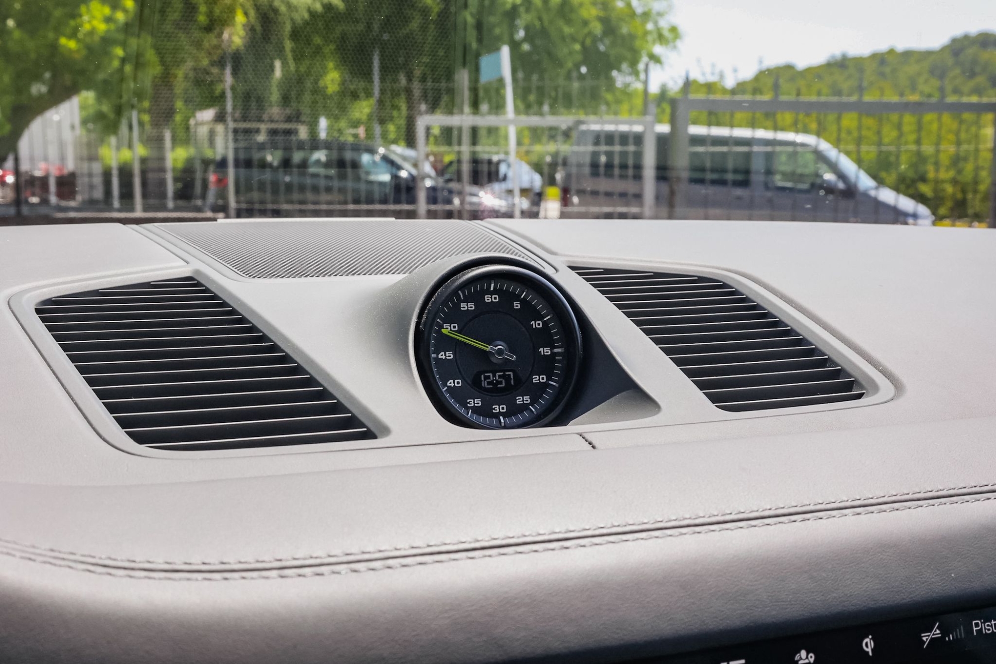 PORSCHE CAYENNE E-HIBRYD