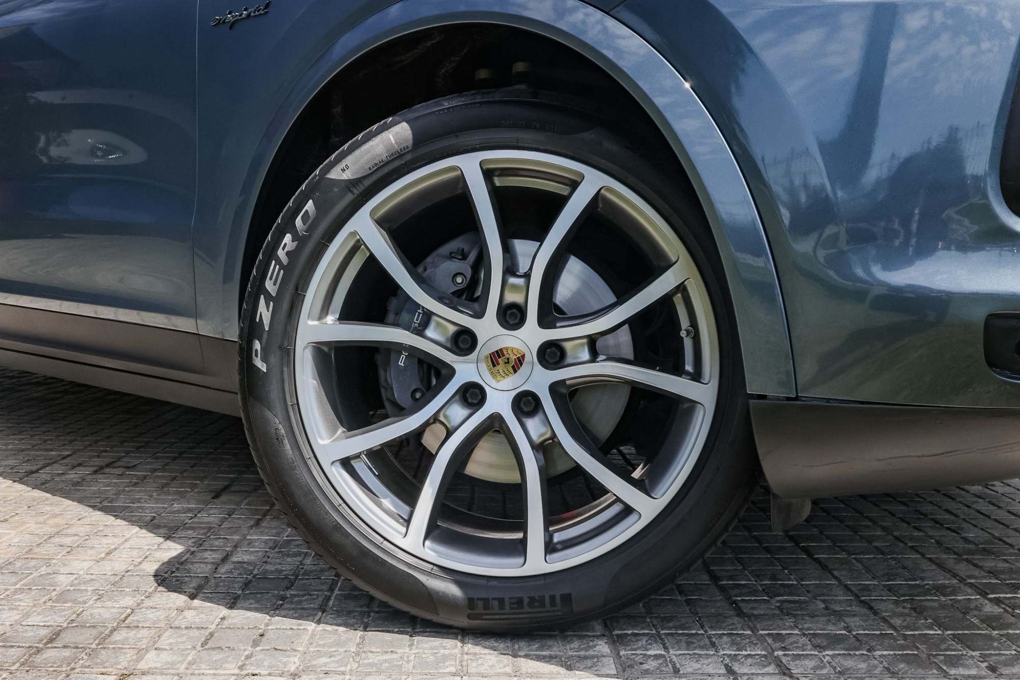 PORSCHE CAYENNE E-HIBRYD