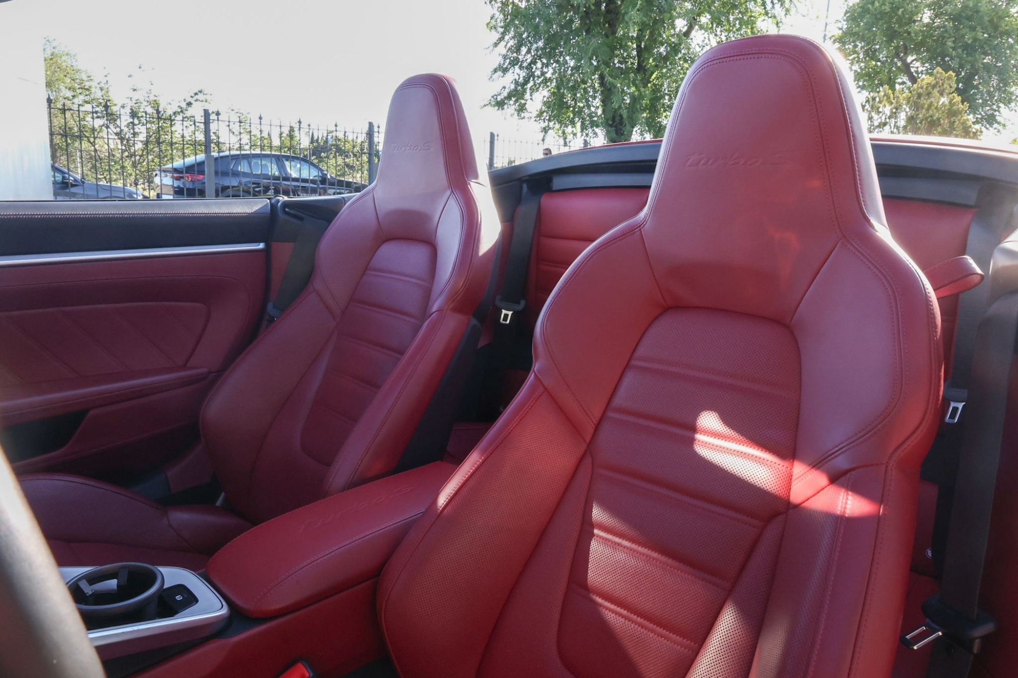 PORSCHE 911 992 TURBO S CABRIO 