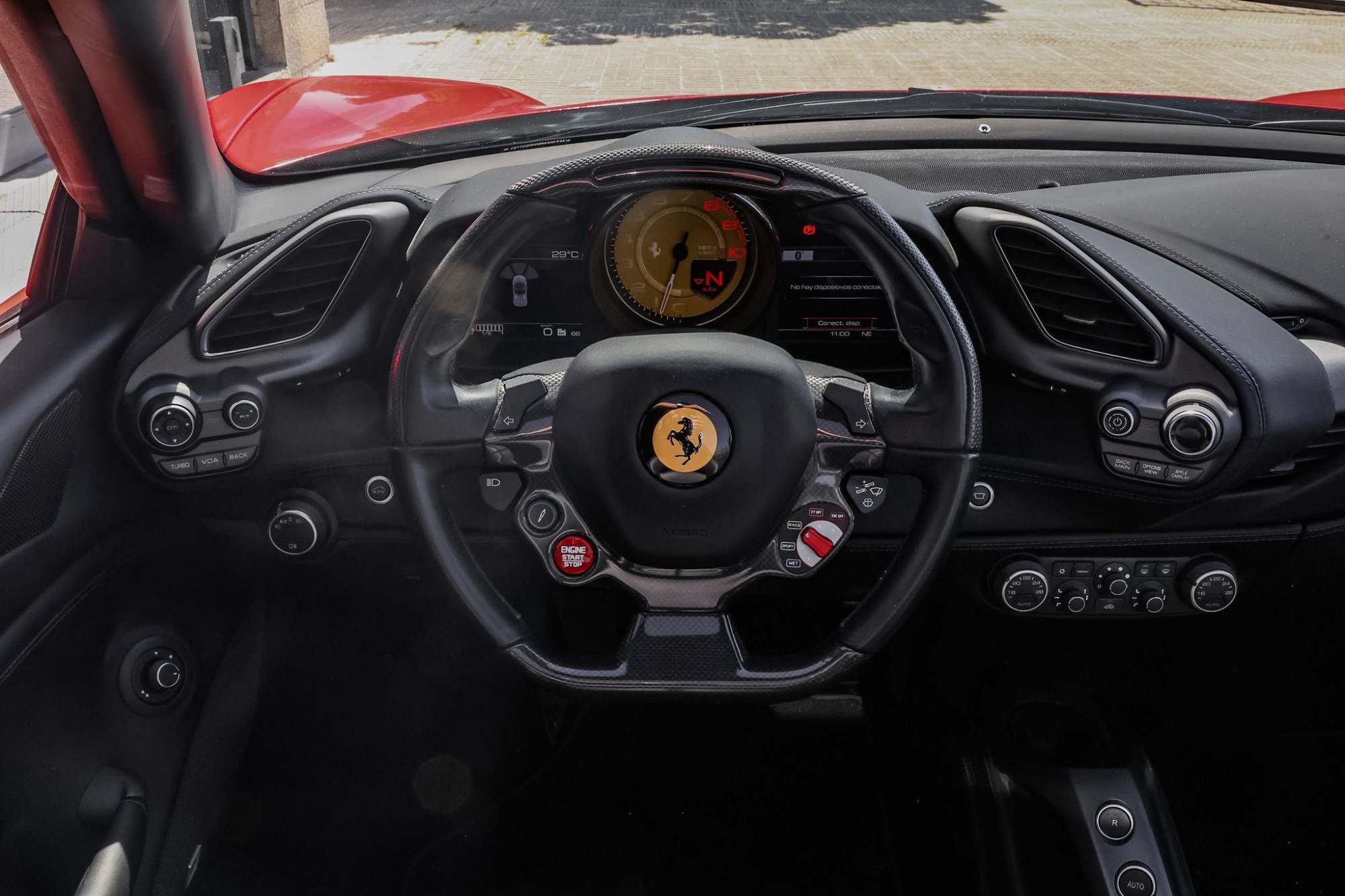 FERRARI 488 SPIDER