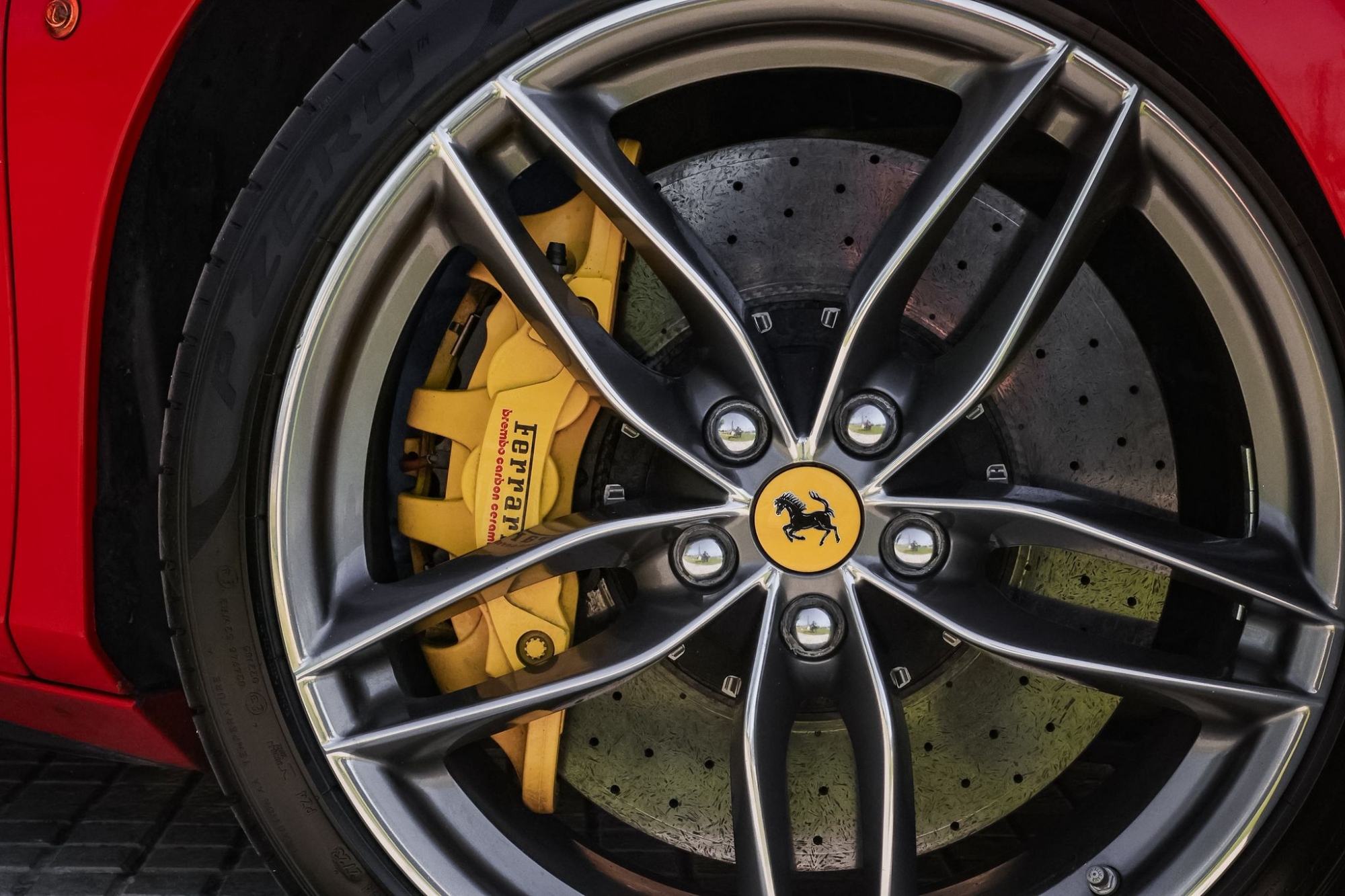 FERRARI 488 SPIDER