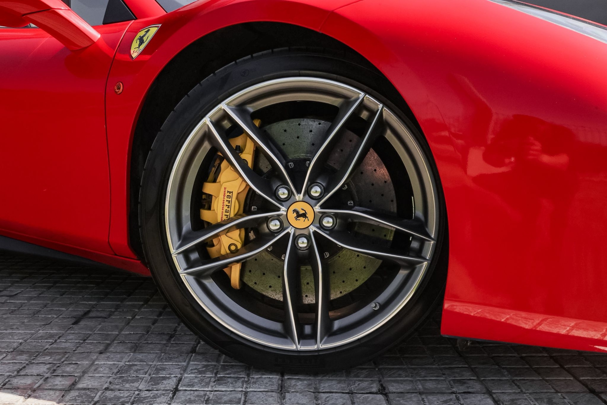 FERRARI 488 SPIDER