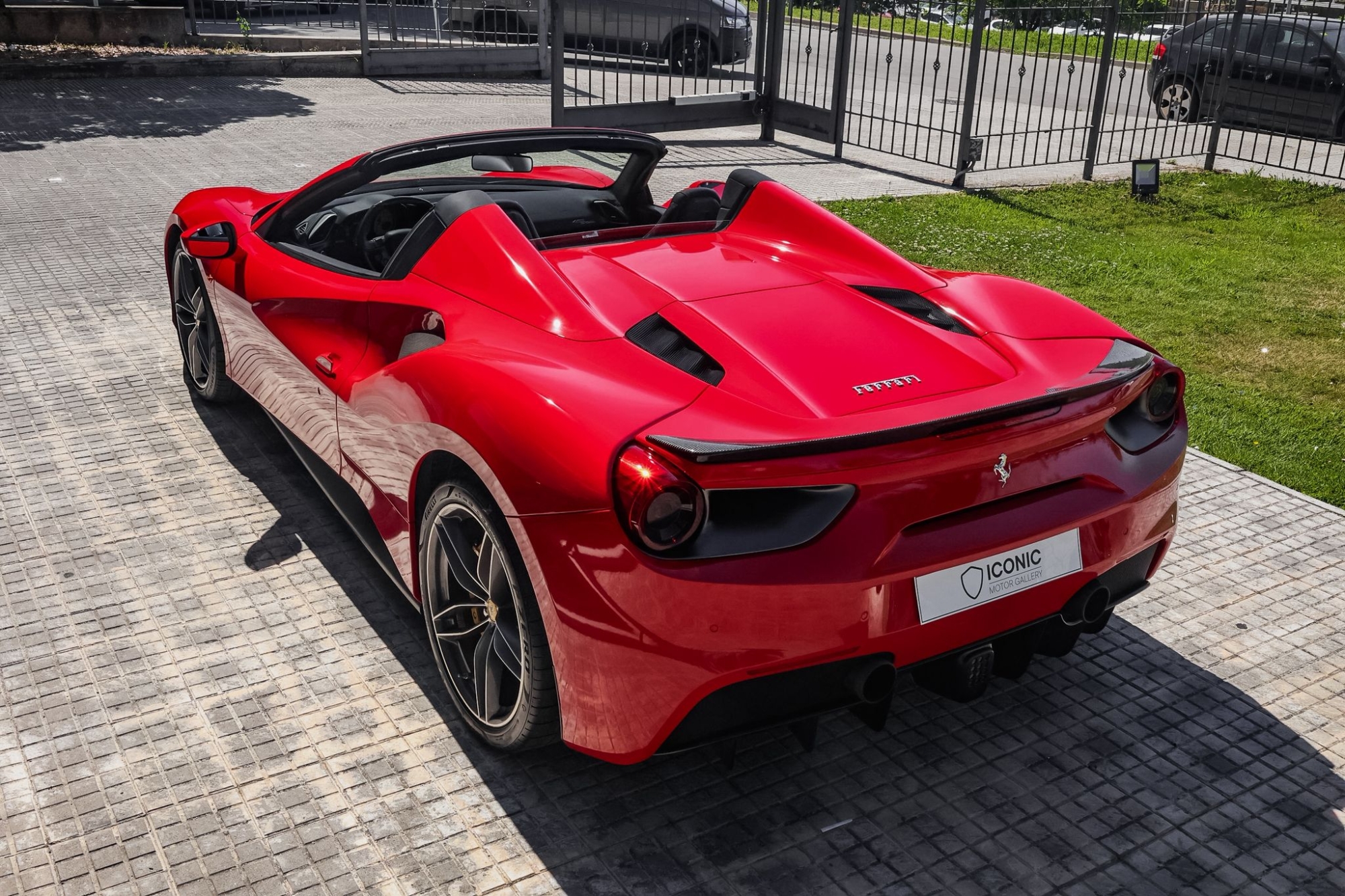FERRARI 488 SPIDER