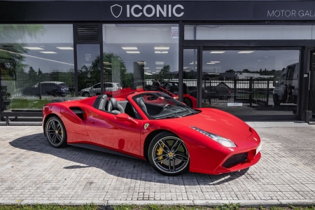 FERRARI 488 SPIDER