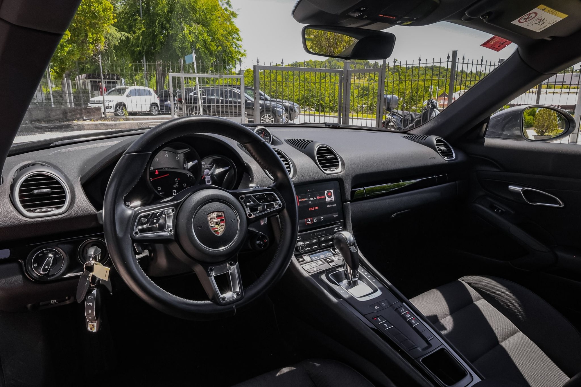 PORSCHE 718 CAYMAN T