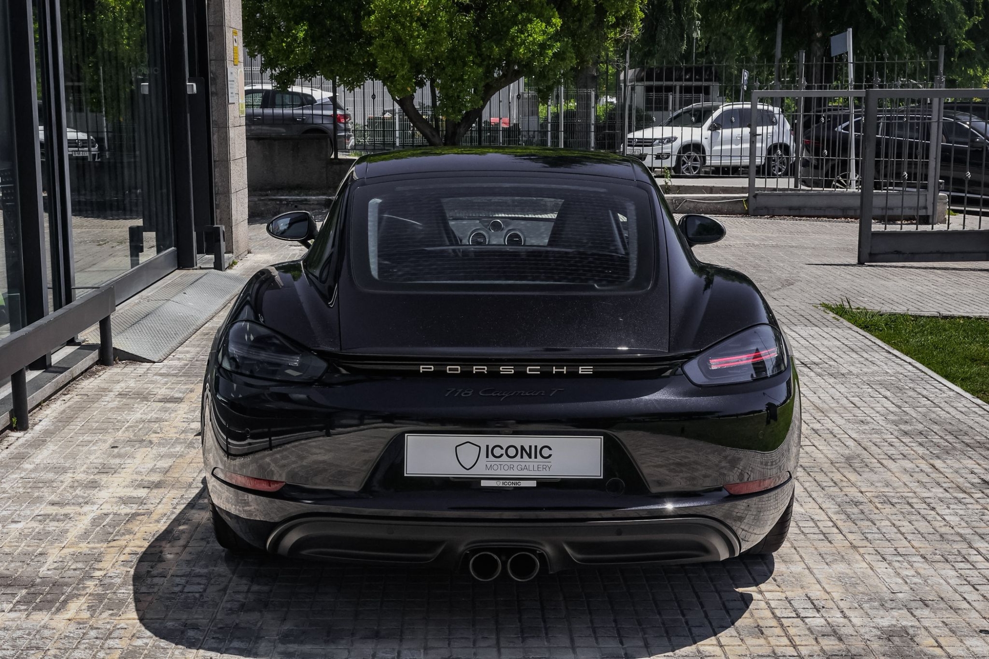 PORSCHE 718 CAYMAN T