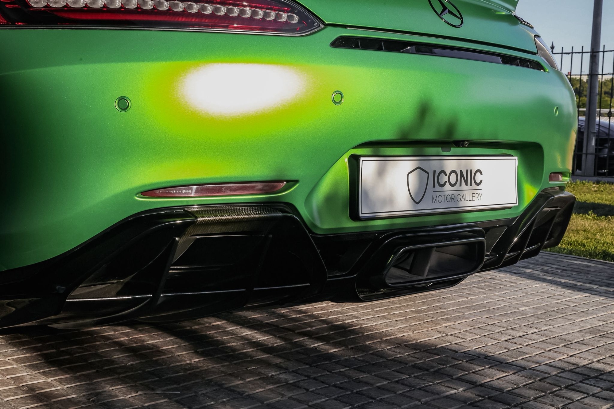 MERCEDES-BENZ AMG GT-R COUPÉ 