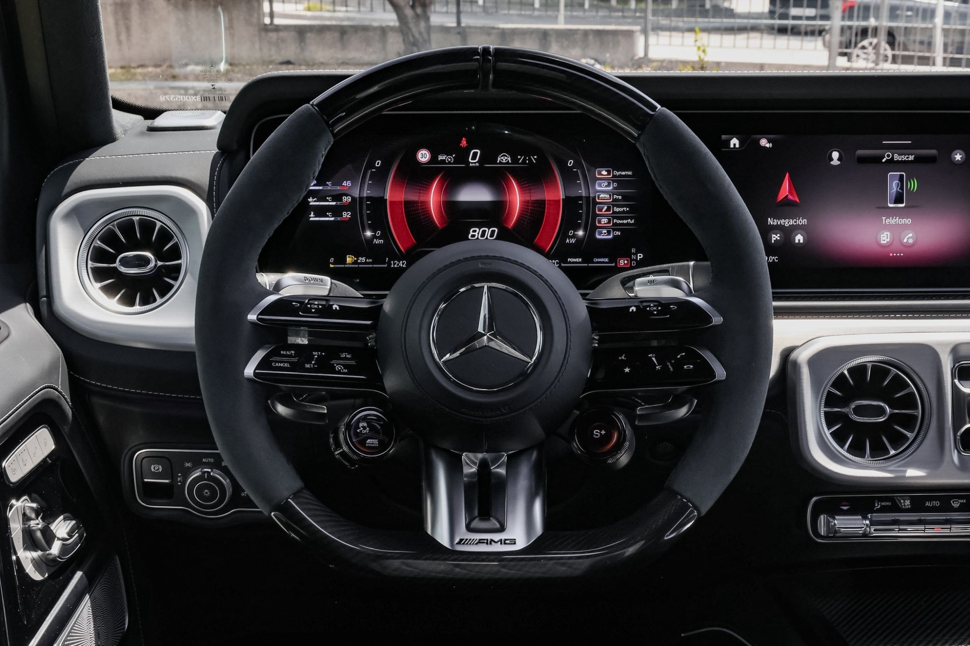 MERCEDES-BENZ AMG G63