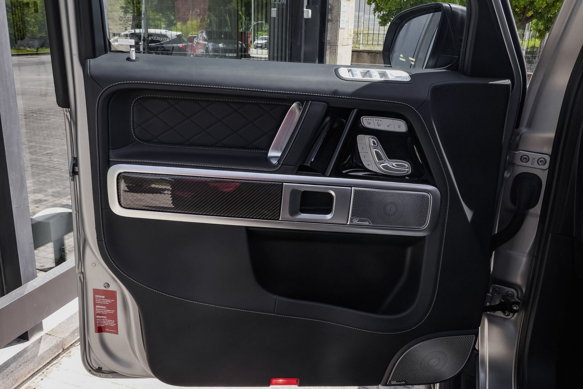 MERCEDES-BENZ AMG G63