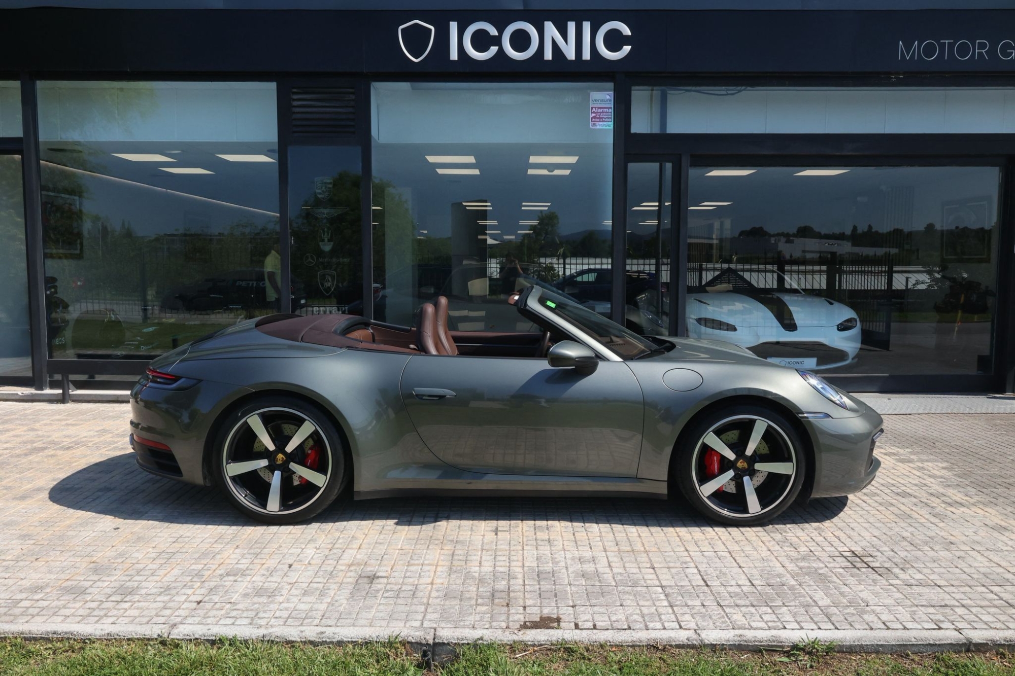 PORSCHE 911 992 CARRERA 4S CABRIO