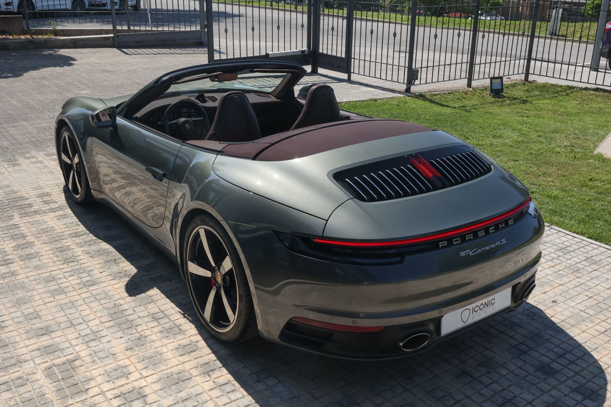 PORSCHE 911 992 CARRERA 4S CABRIO