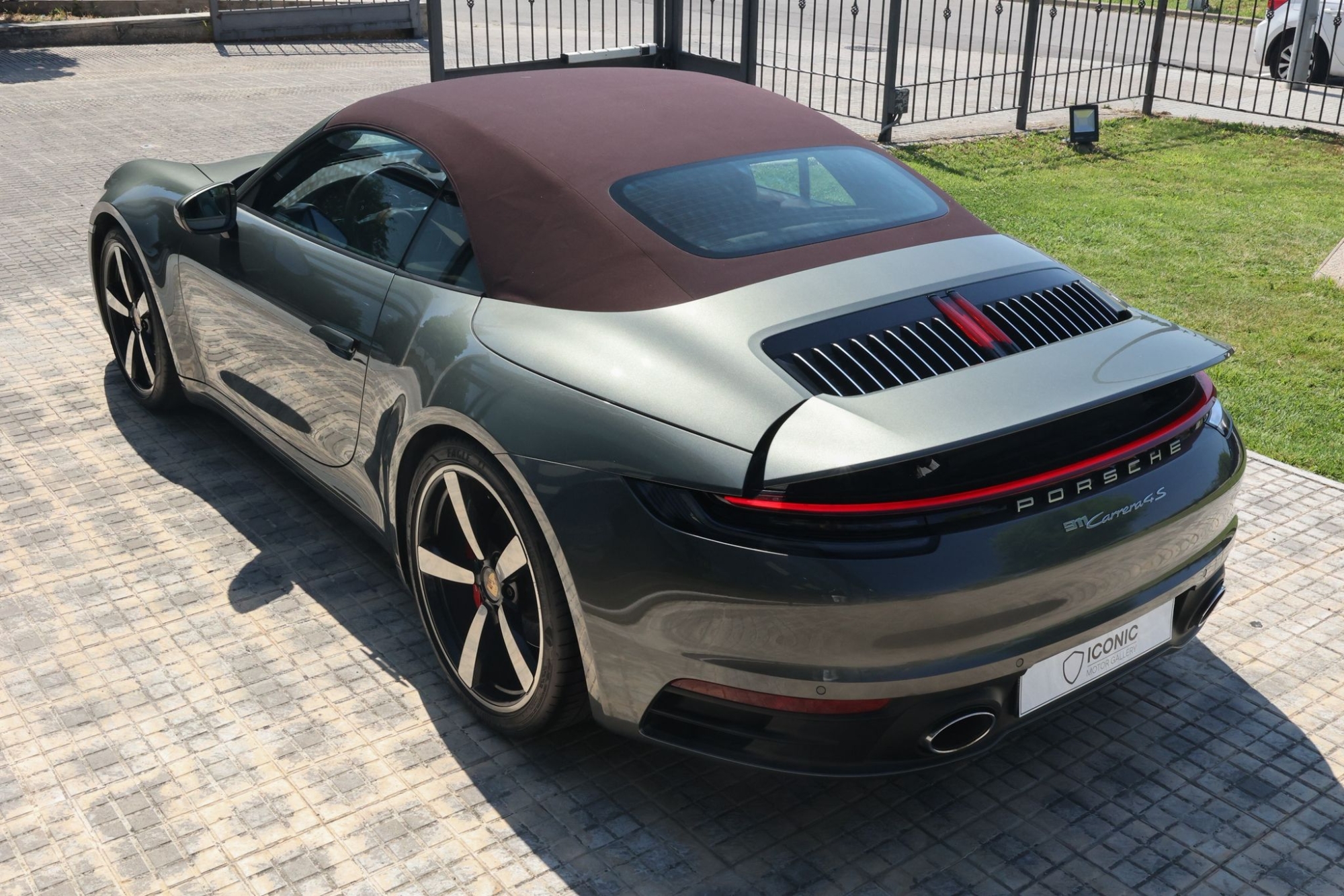 PORSCHE 911 992 CARRERA 4S CABRIO