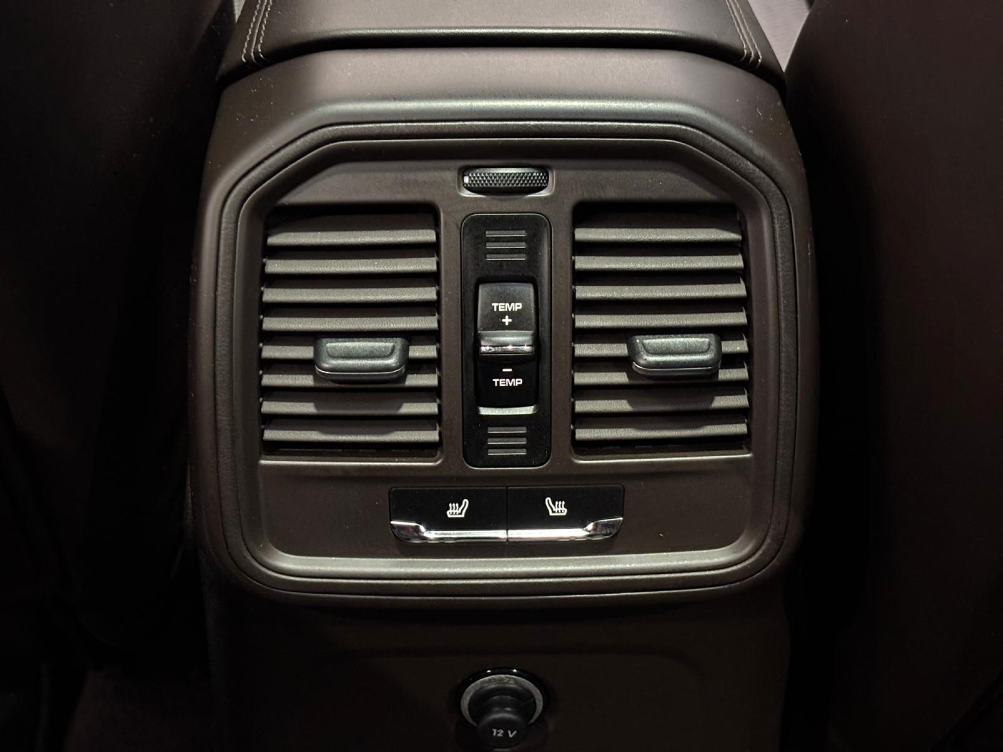 PORSCHE MACAN TURBO