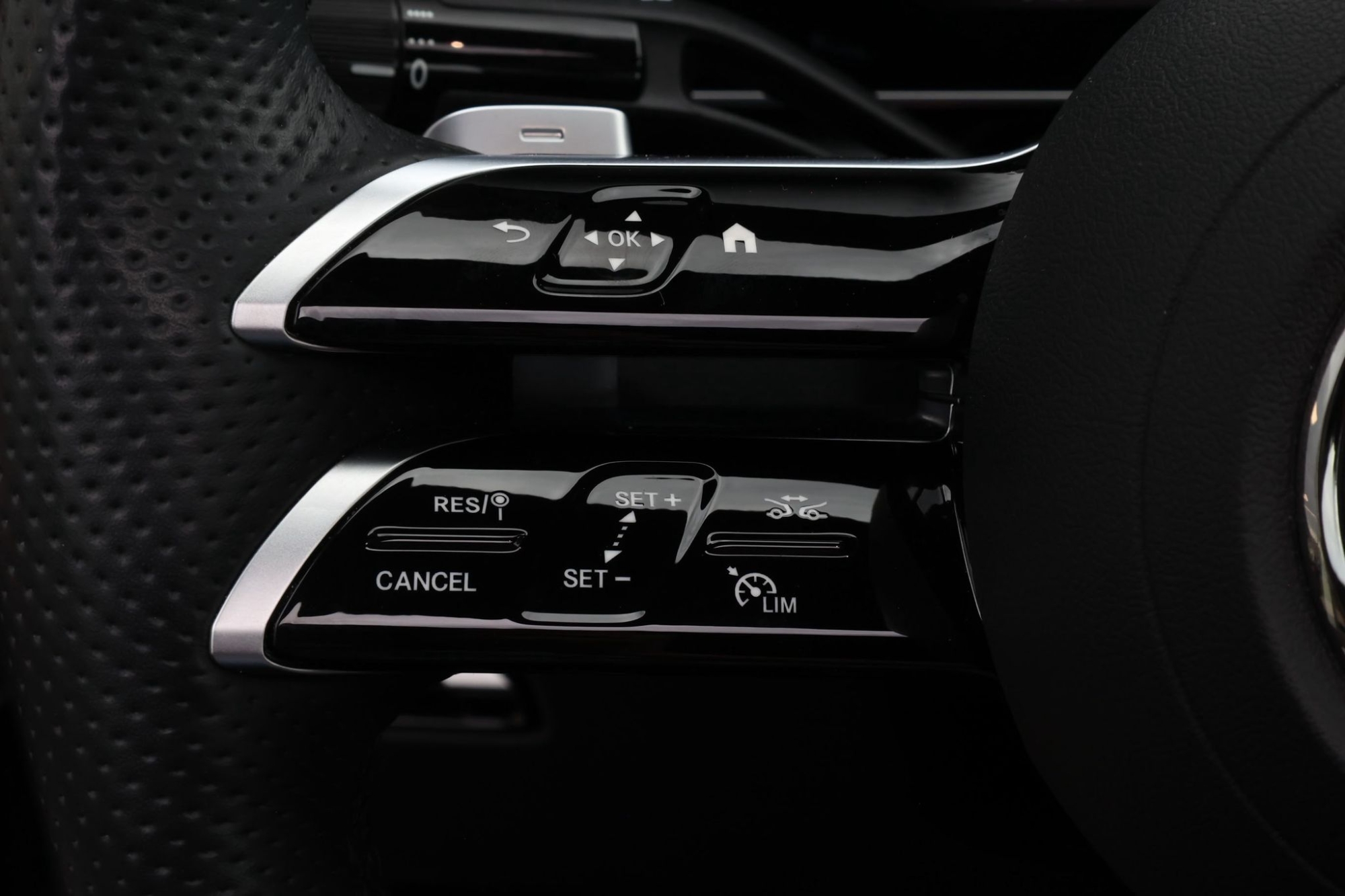 MERCEDES BENZ GLC COUPE 300D