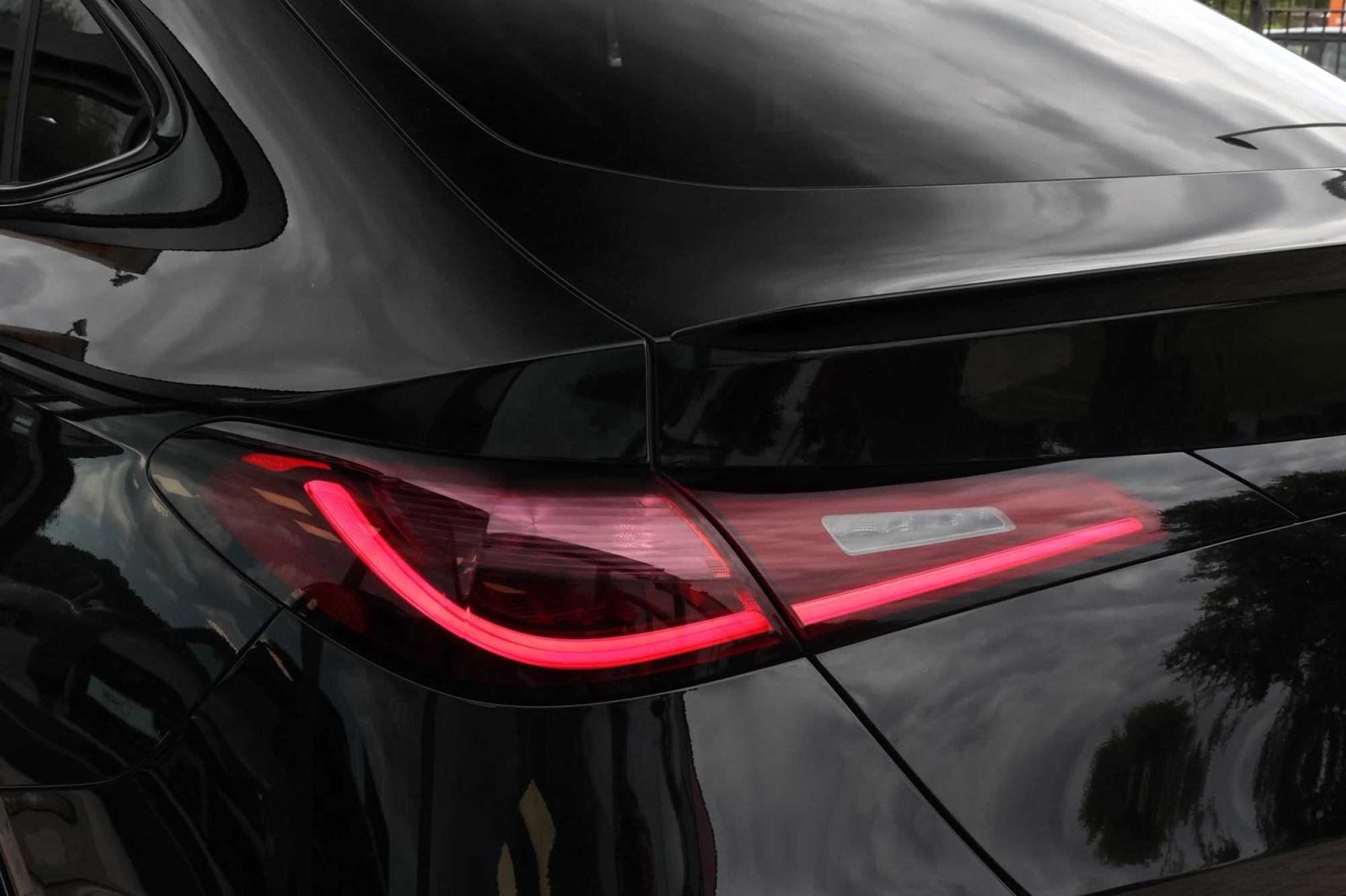 MERCEDES BENZ GLC COUPE 300D