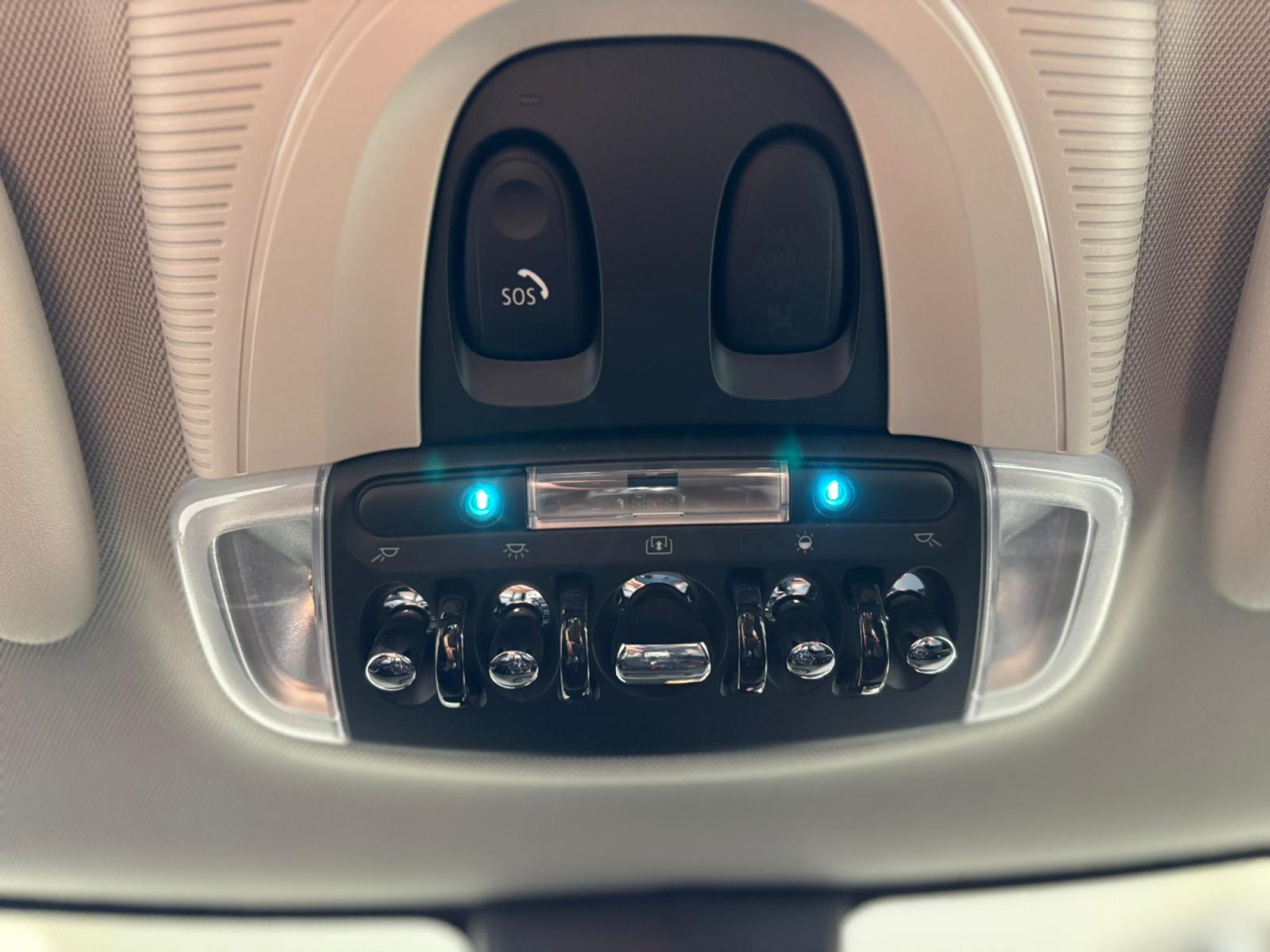 MINI COOPER SE