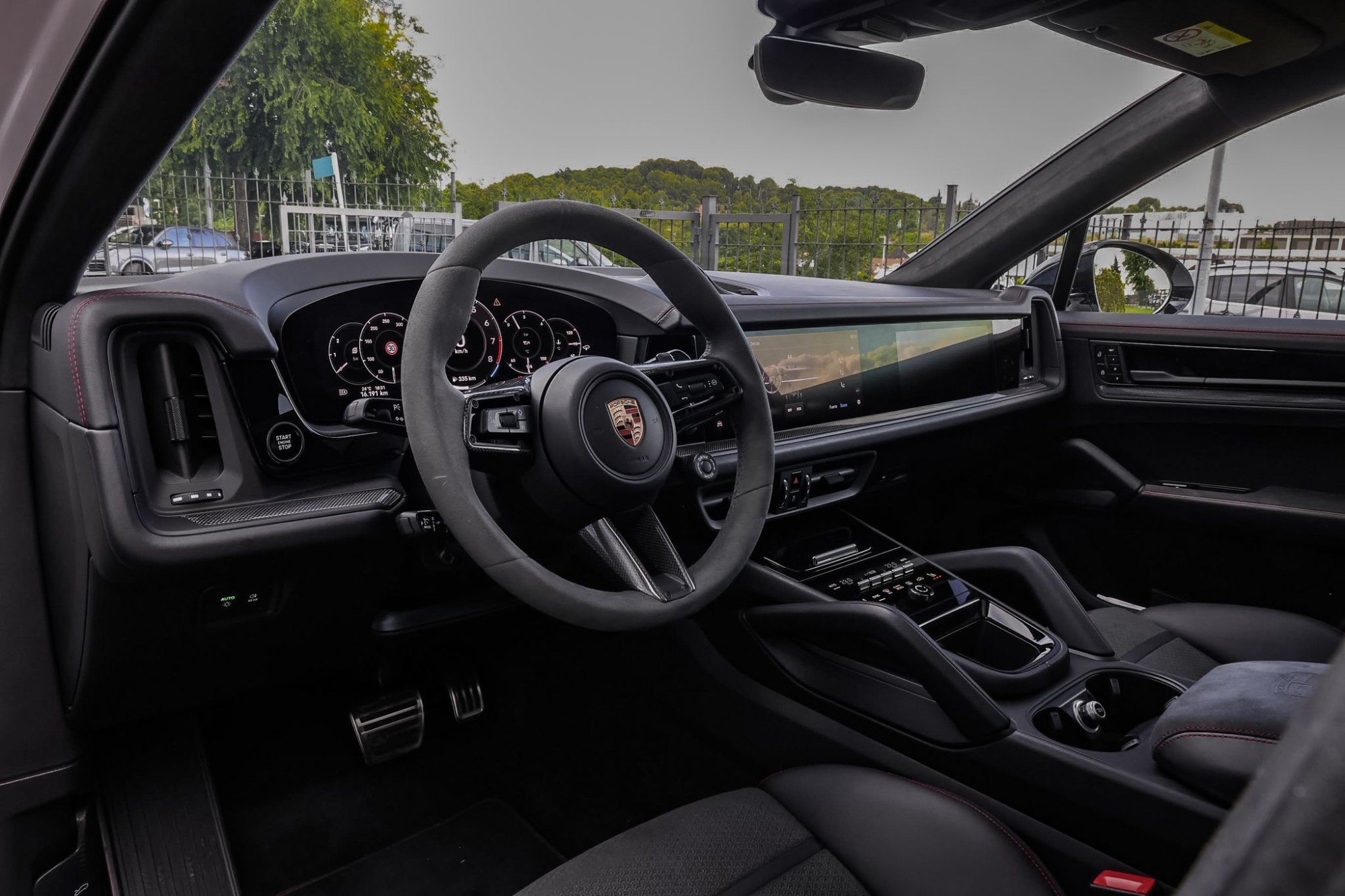 PORSCHE CAYENNE GTS COUPE