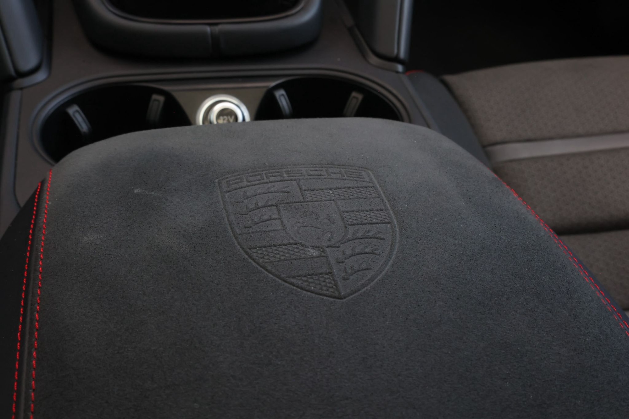 PORSCHE CAYENNE GTS COUPE