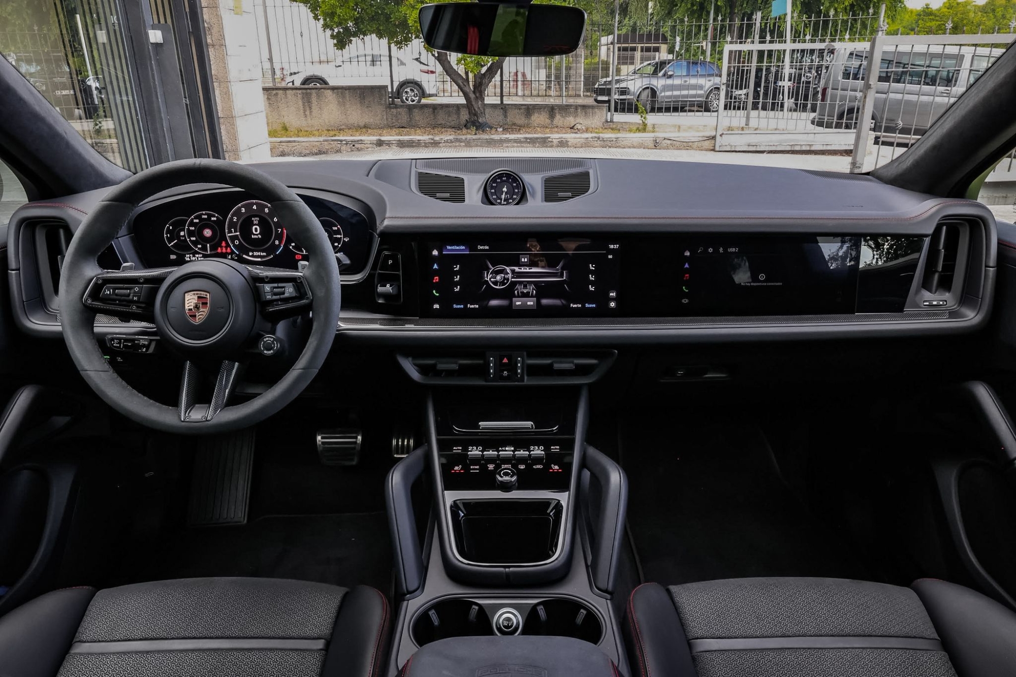 PORSCHE CAYENNE GTS COUPE