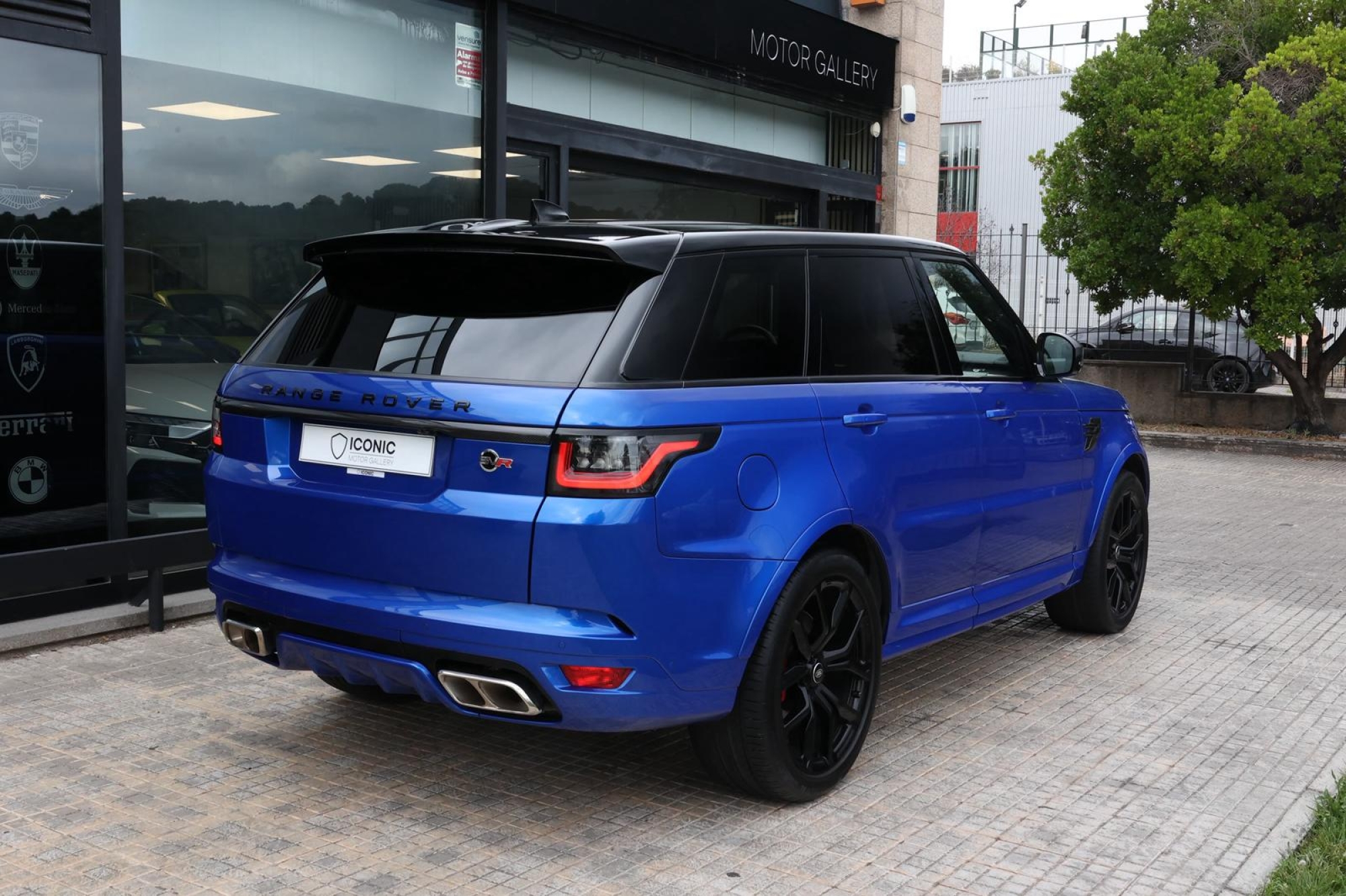LAND ROVER RANGE ROVER SPORT SVR