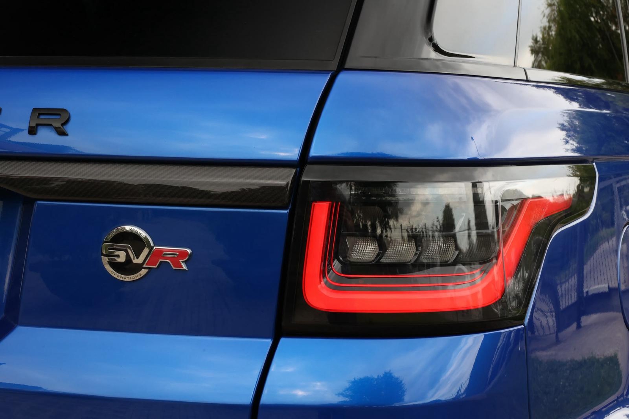 LAND ROVER RANGE ROVER SPORT SVR