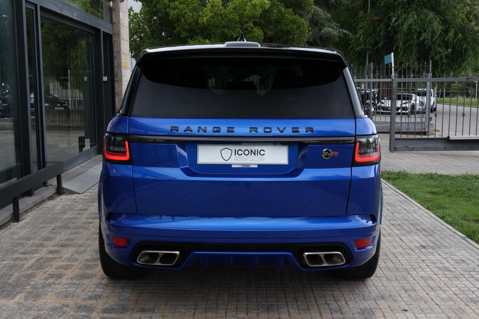 LAND ROVER RANGE ROVER SPORT SVR