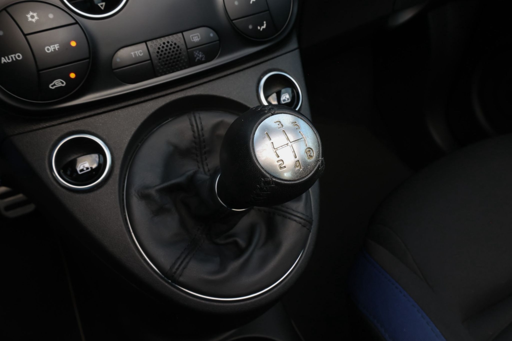 ABARTH 595 CABRIO ED. MONSTER ENERGY YAMAHA