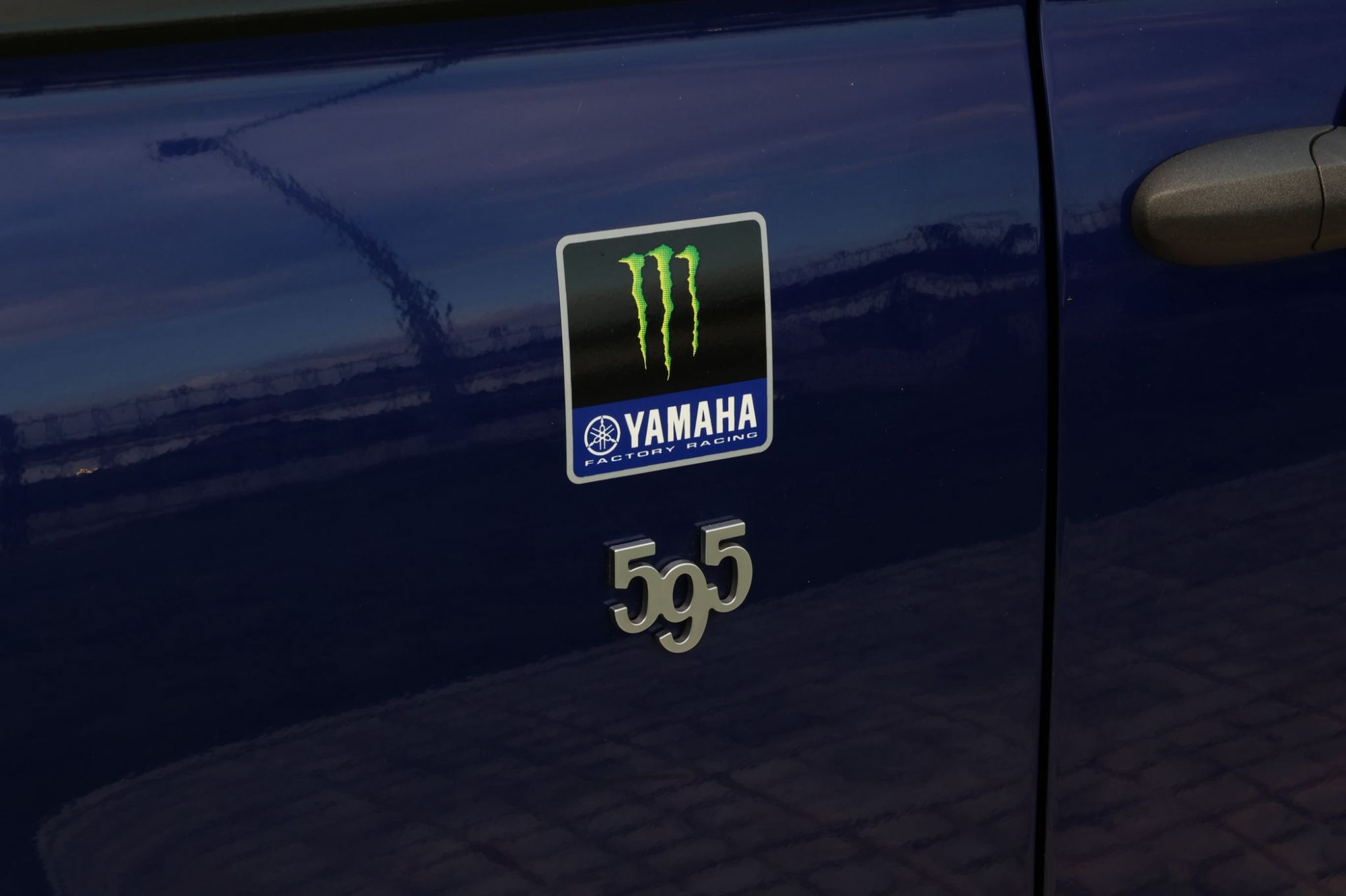 ABARTH 595 CABRIO ED. MONSTER ENERGY YAMAHA