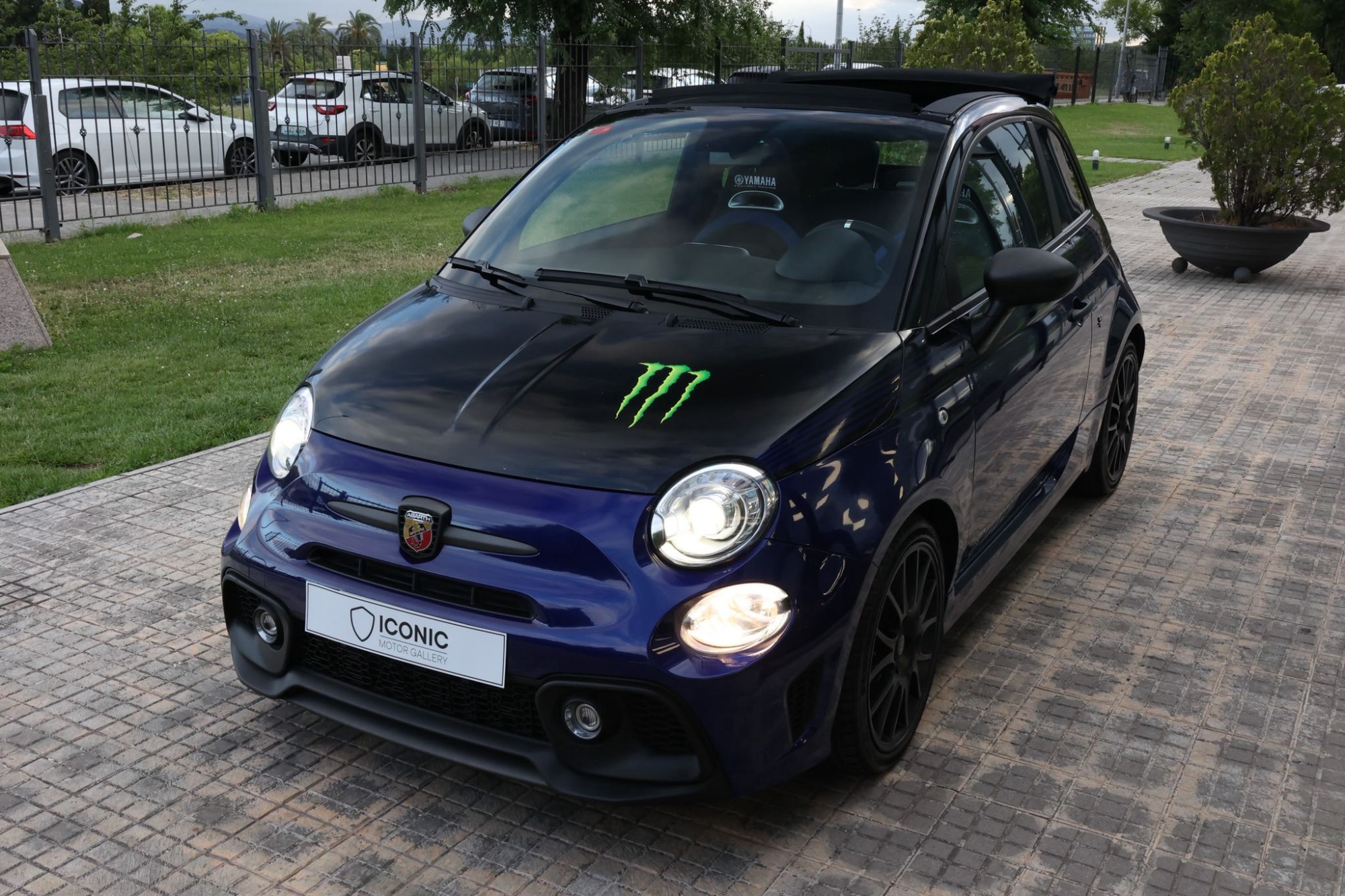 ABARTH 595 CABRIO ED. MONSTER ENERGY YAMAHA